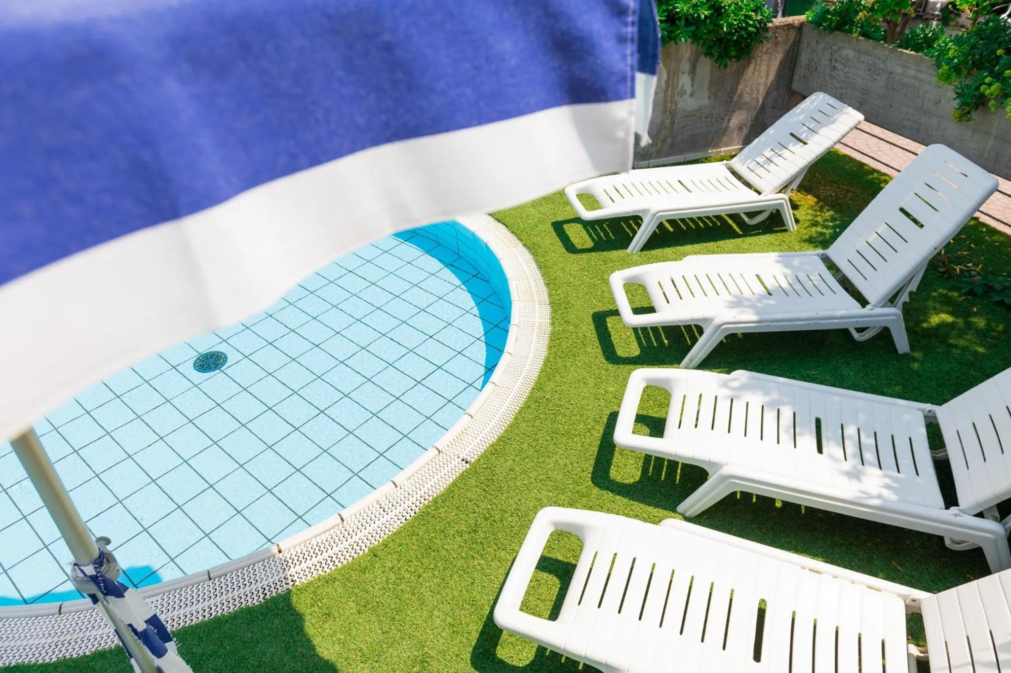 Pool view in Hotel Caesar