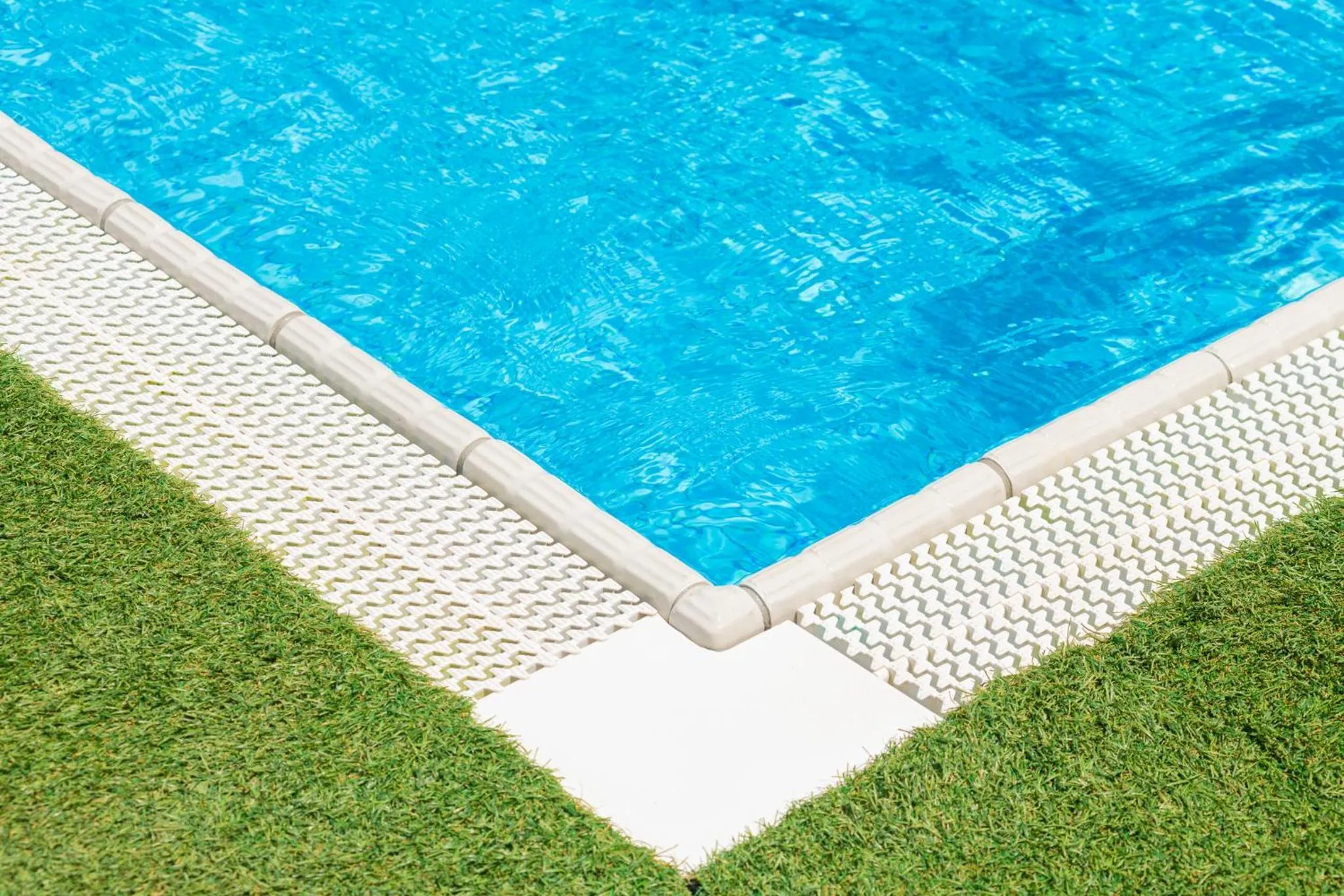 Swimming pool in Hotel Caesar