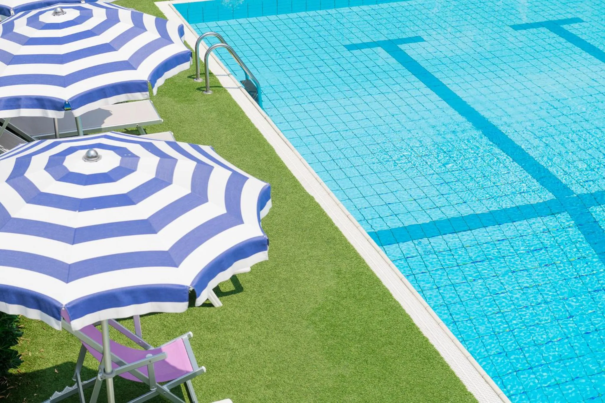 Swimming pool in Hotel Caesar