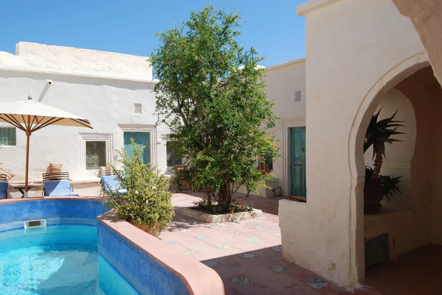 Swimming pool in Hotel Dar Dhiafa