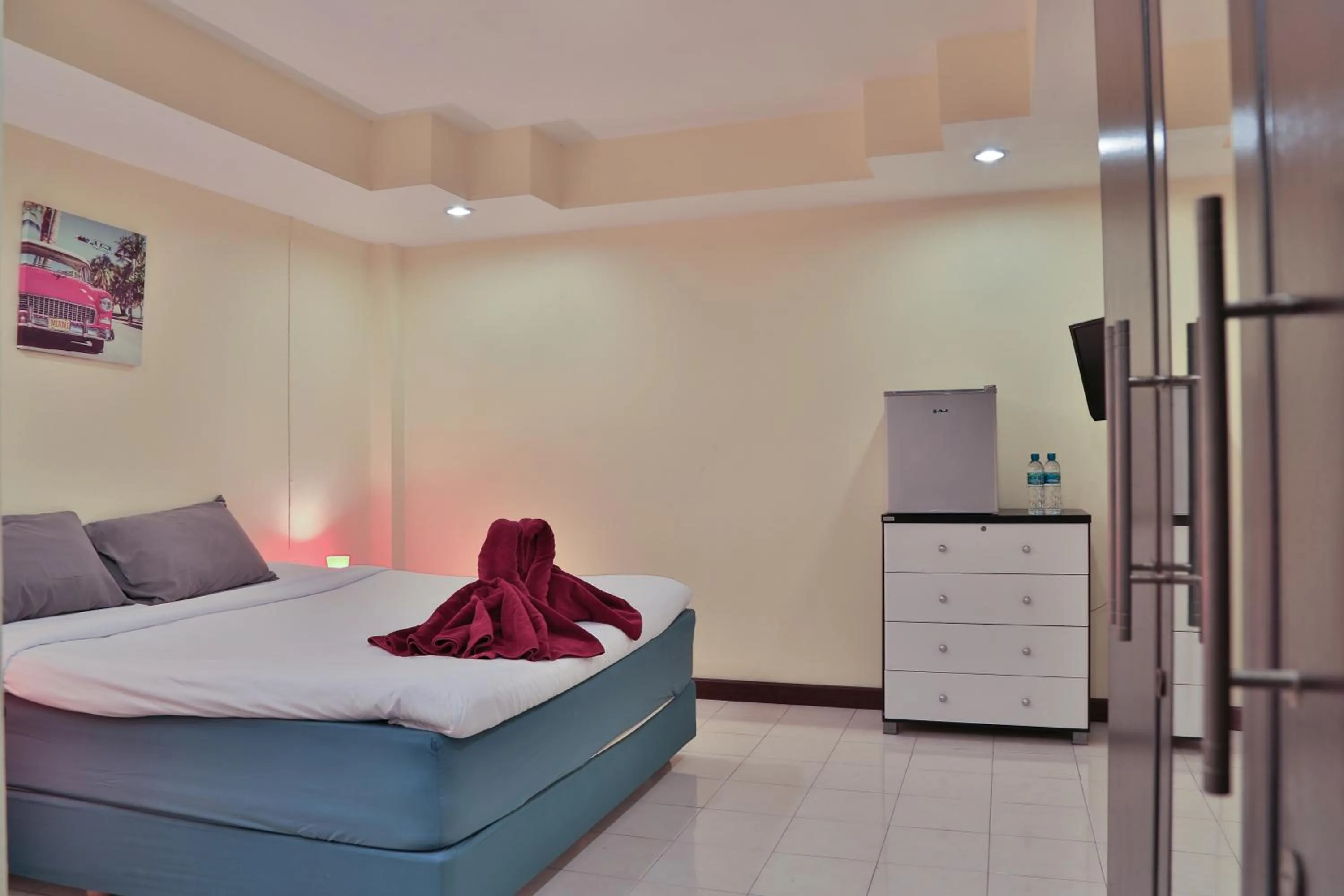 Bed in Harrys Hotel Bar & Restaurant