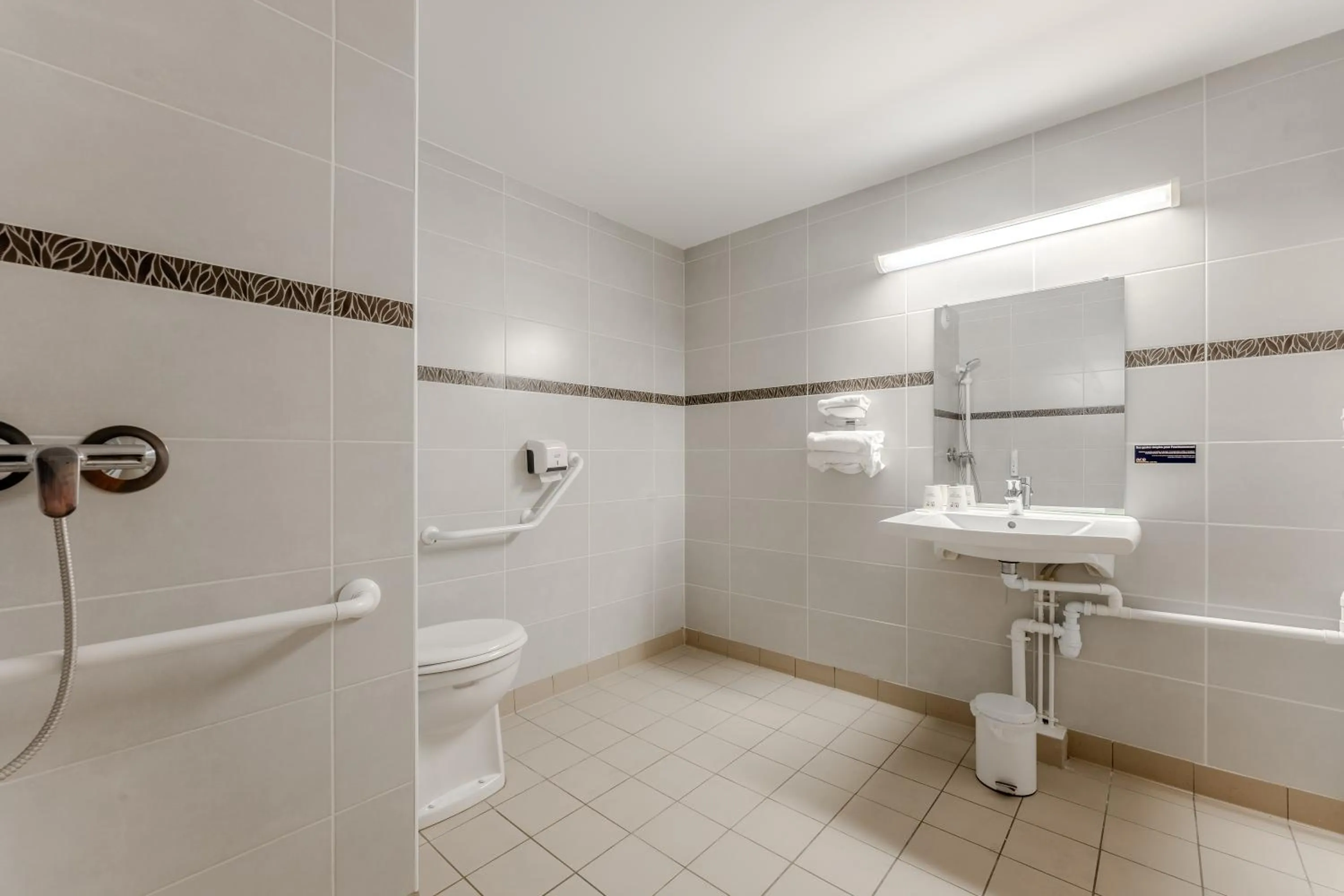 Bathroom in Ace Hotel Noyelles