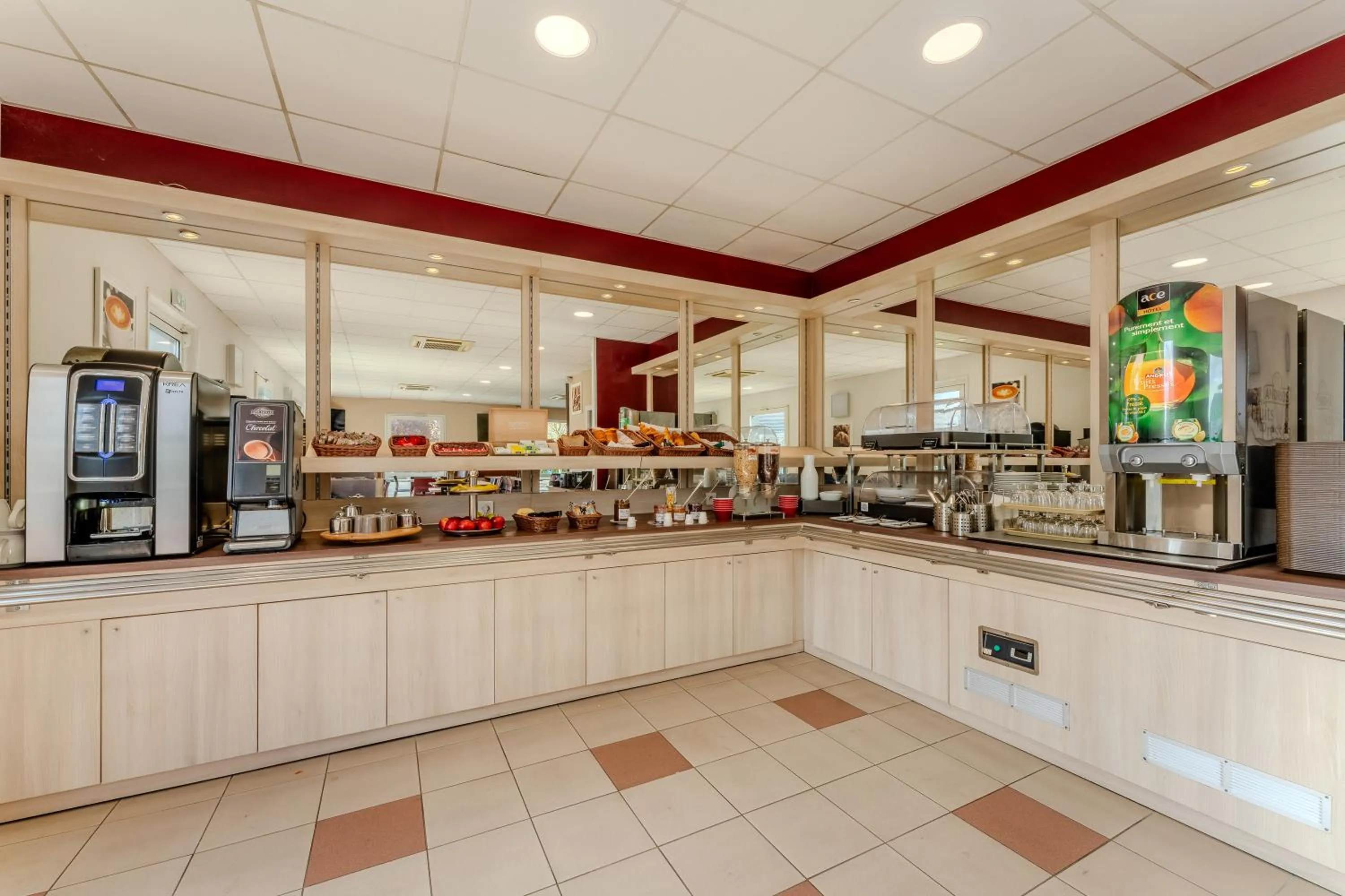 Breakfast in Ace Hotel Noyelles