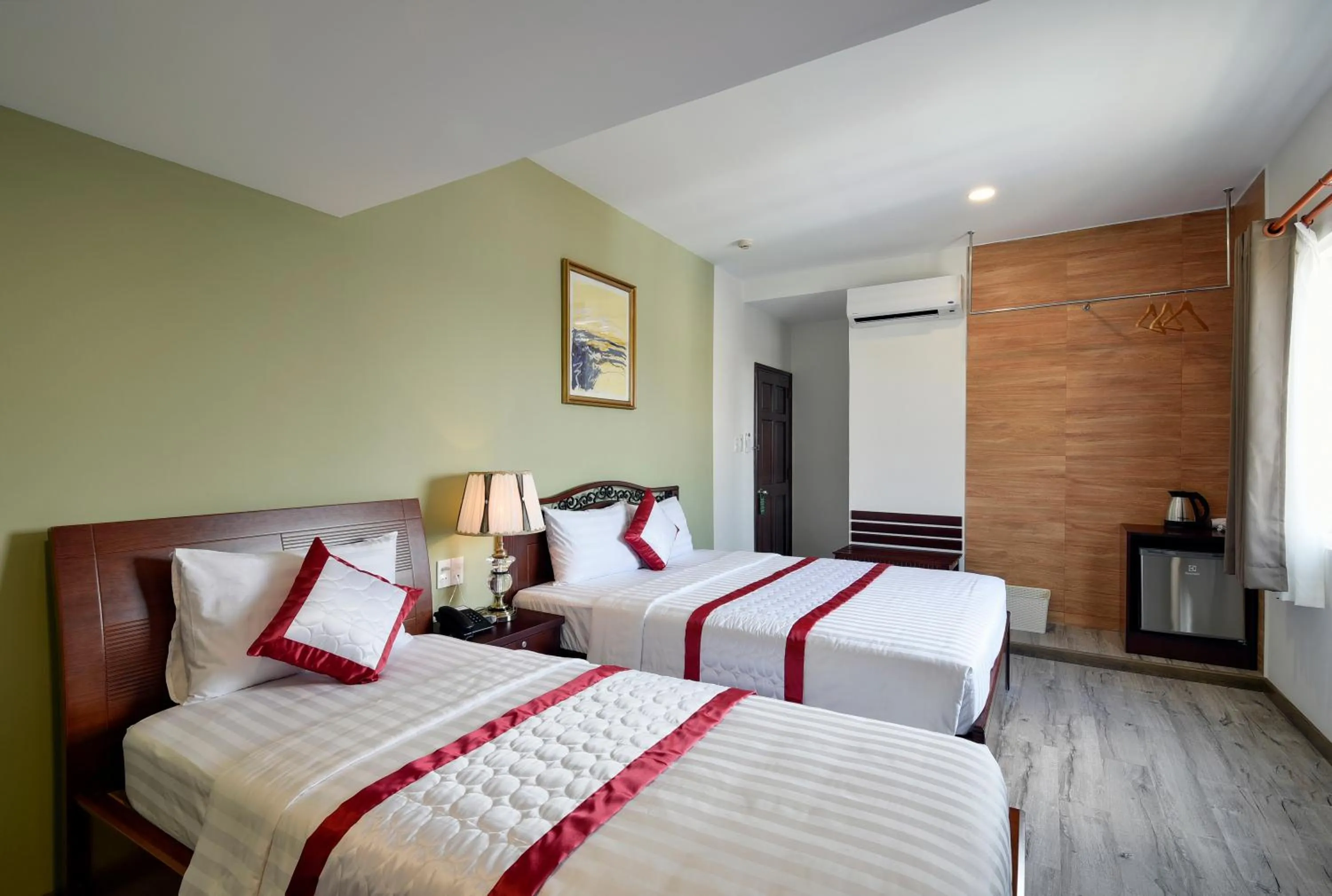 Property building, Bed in Hue My Hotel