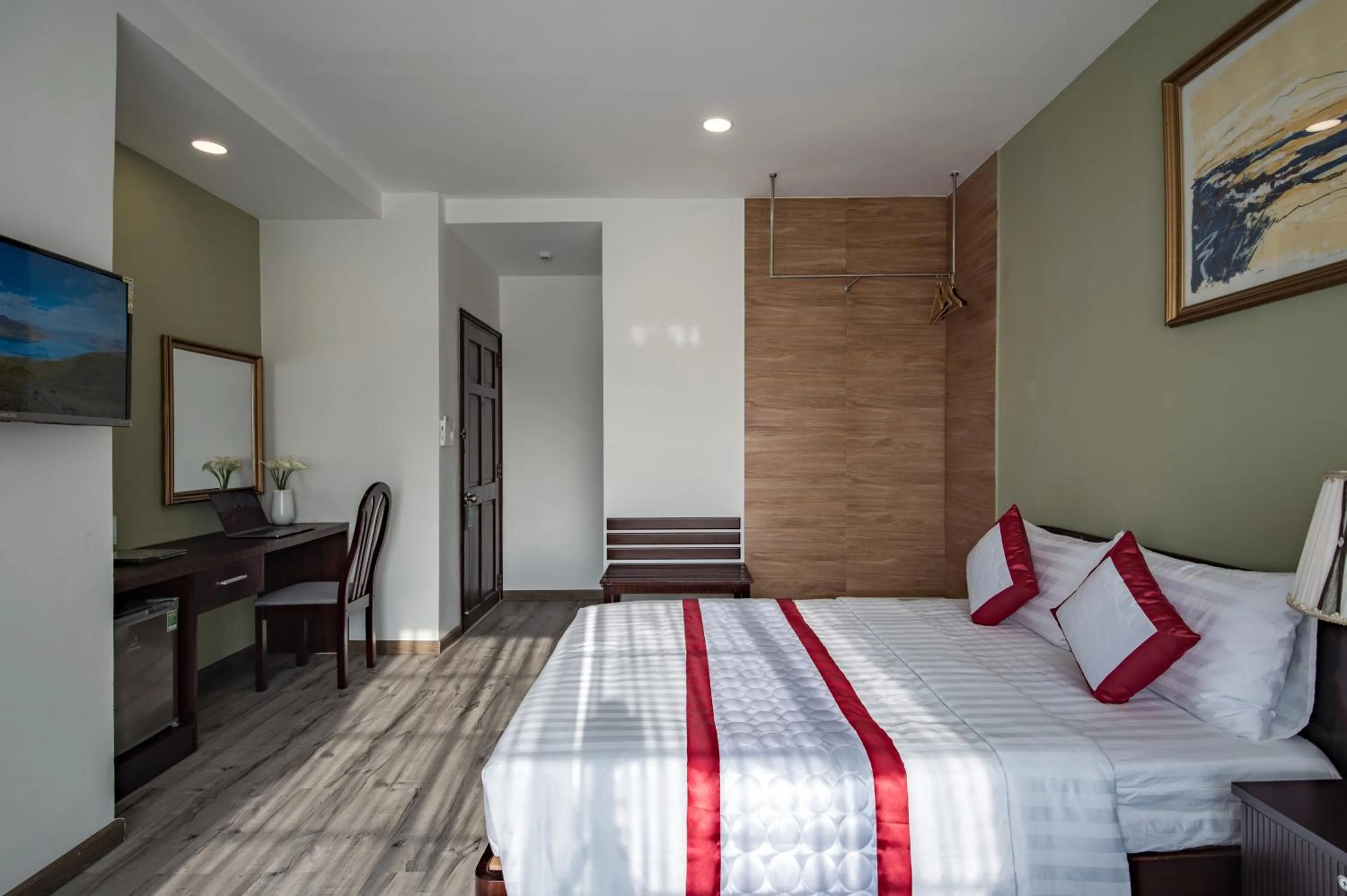 Property building, Bed in Hue My Hotel