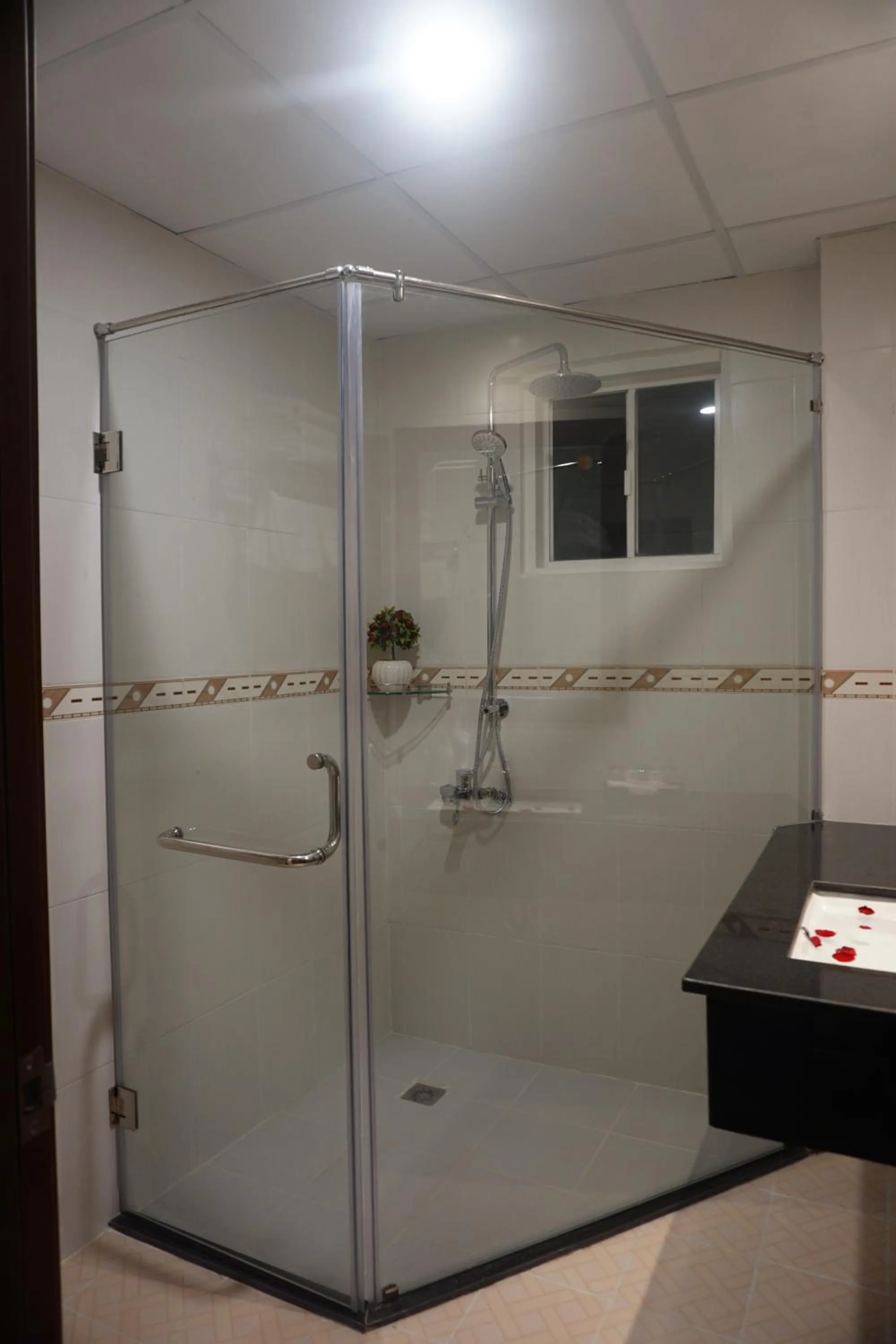 Bathroom in Hue My Hotel