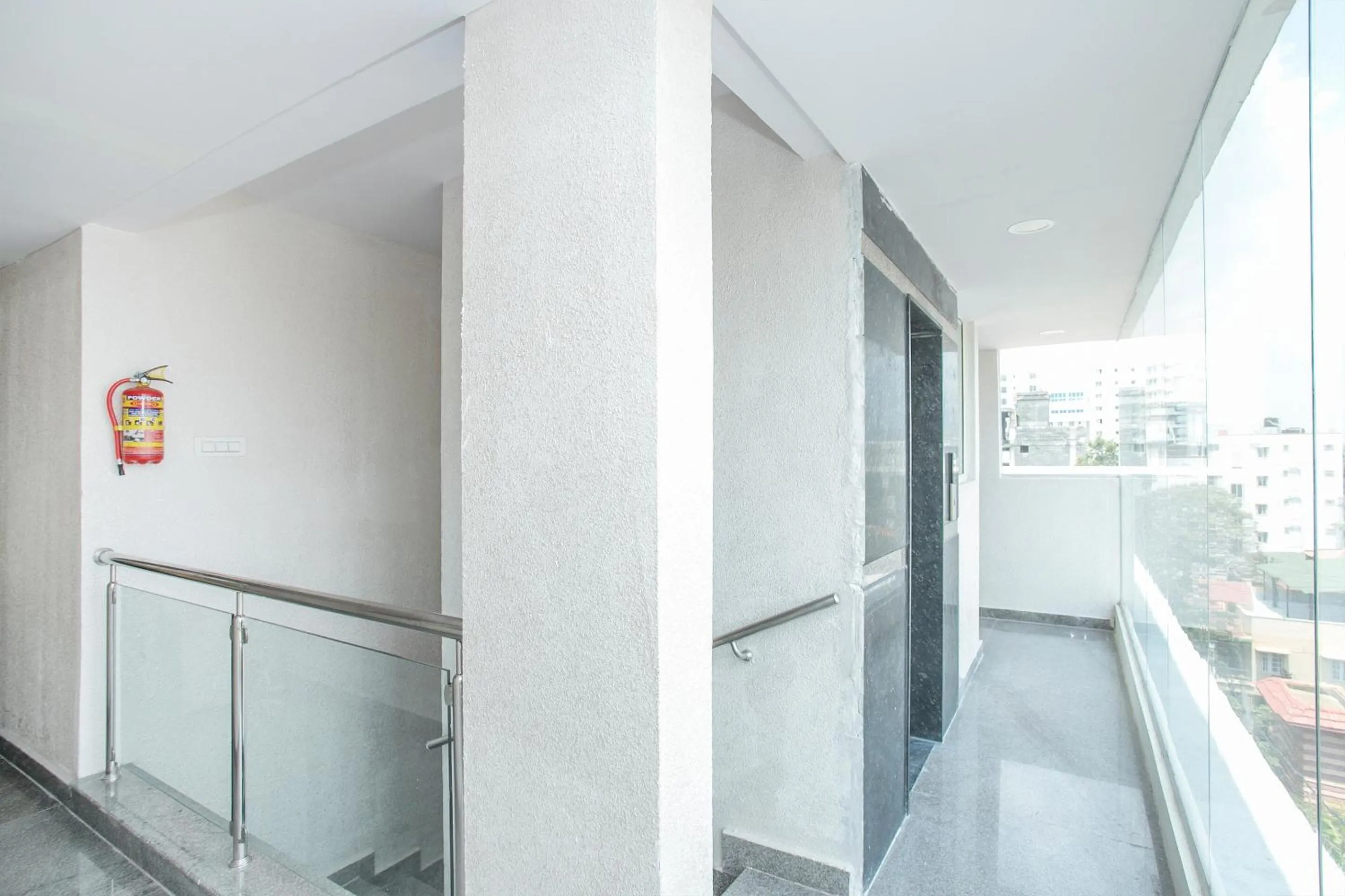 Lobby or reception in Hotel O PMR Near Ascendas Park Square Mall