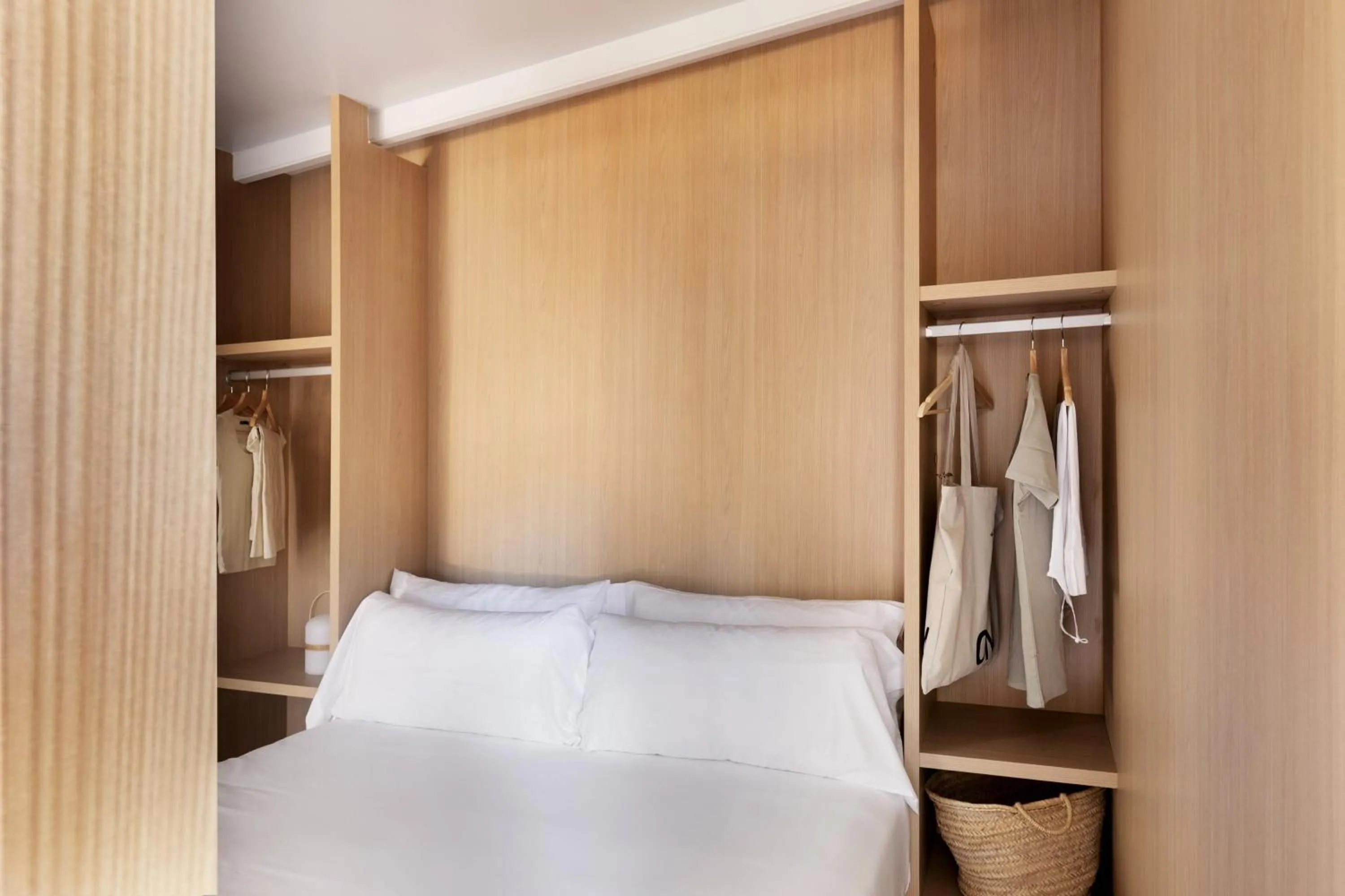 Bed in wecamp Pirineos