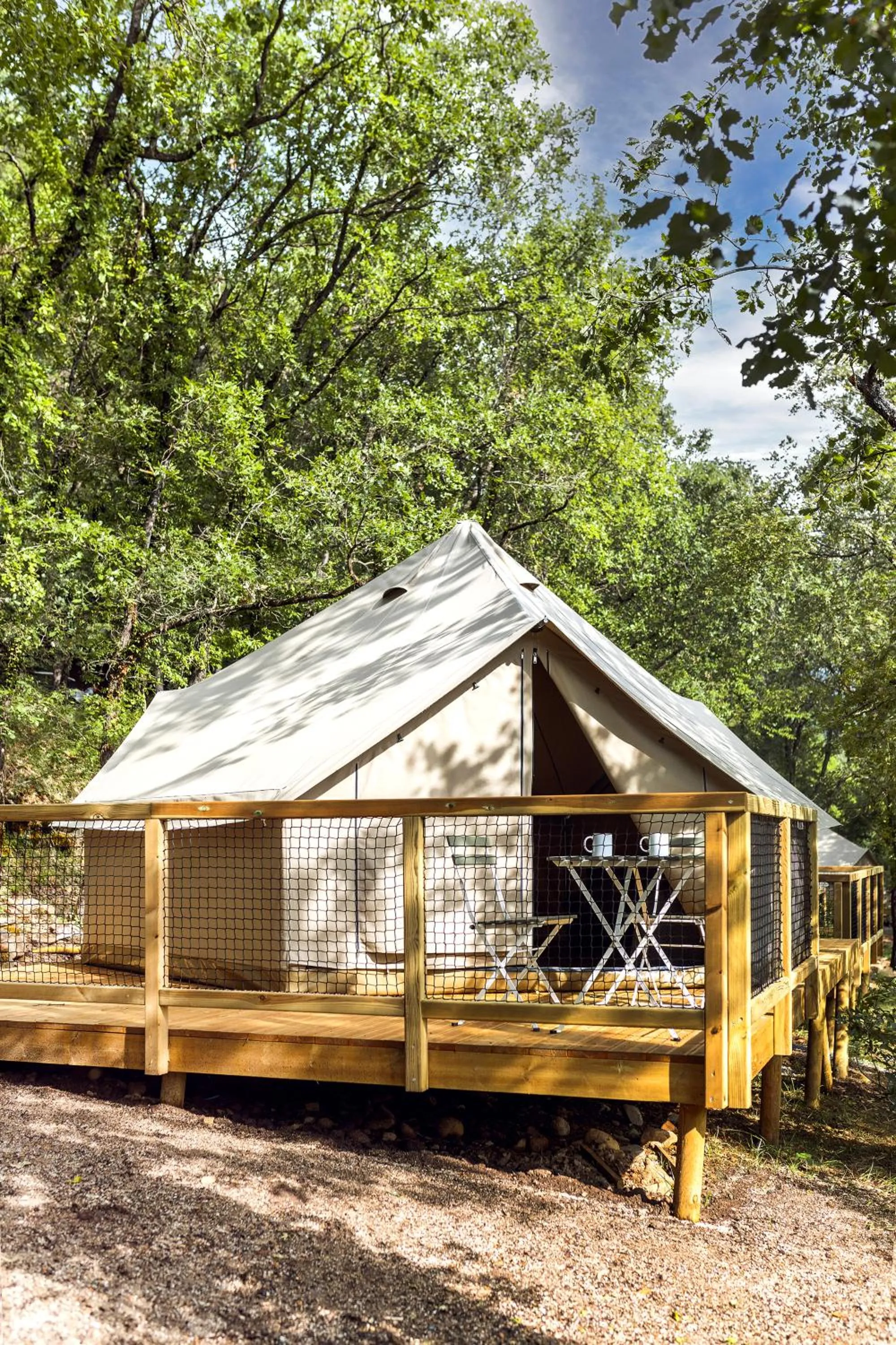 Facade/entrance in wecamp Pirineos