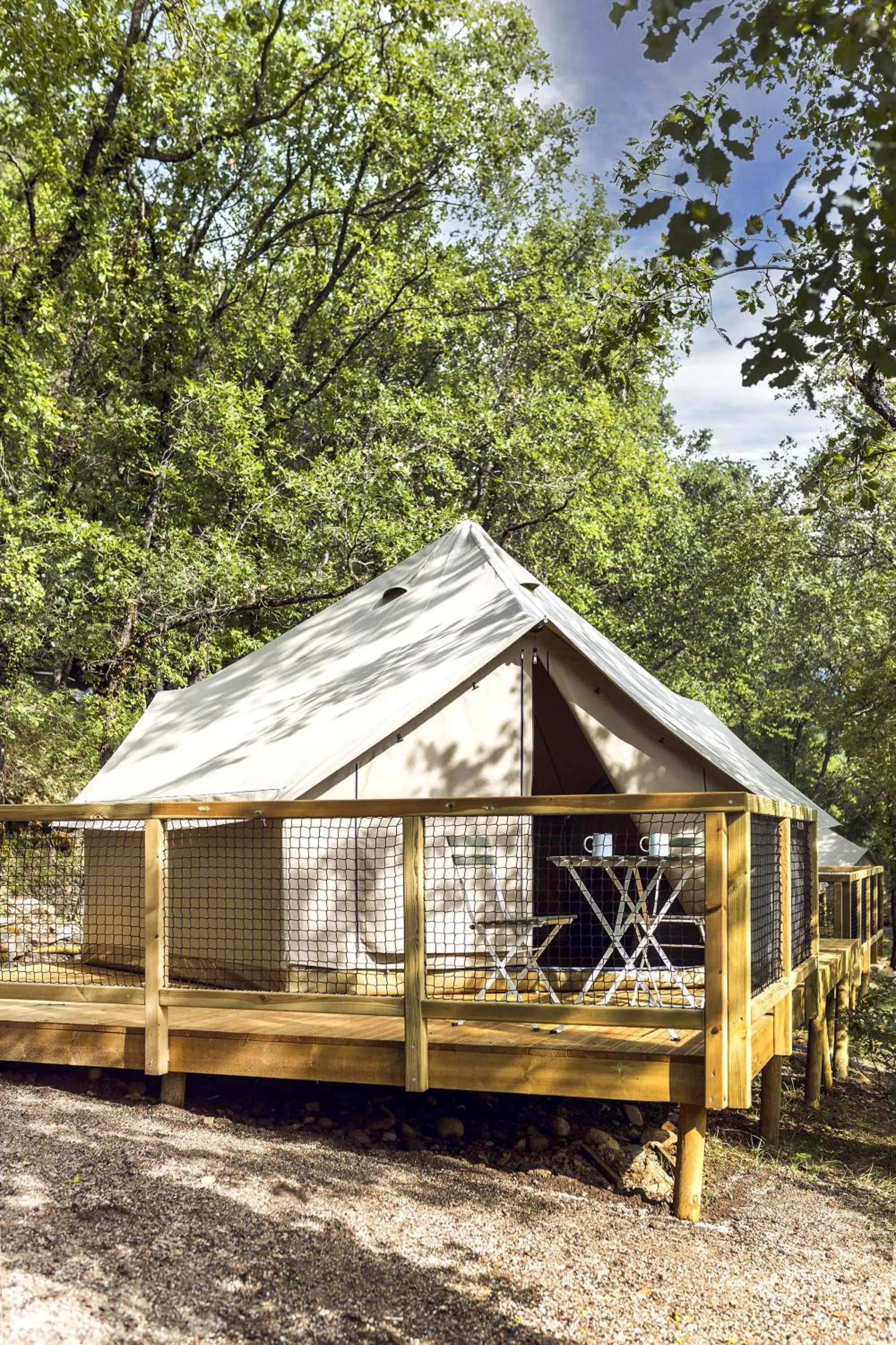 Facade/entrance in wecamp Pirineos