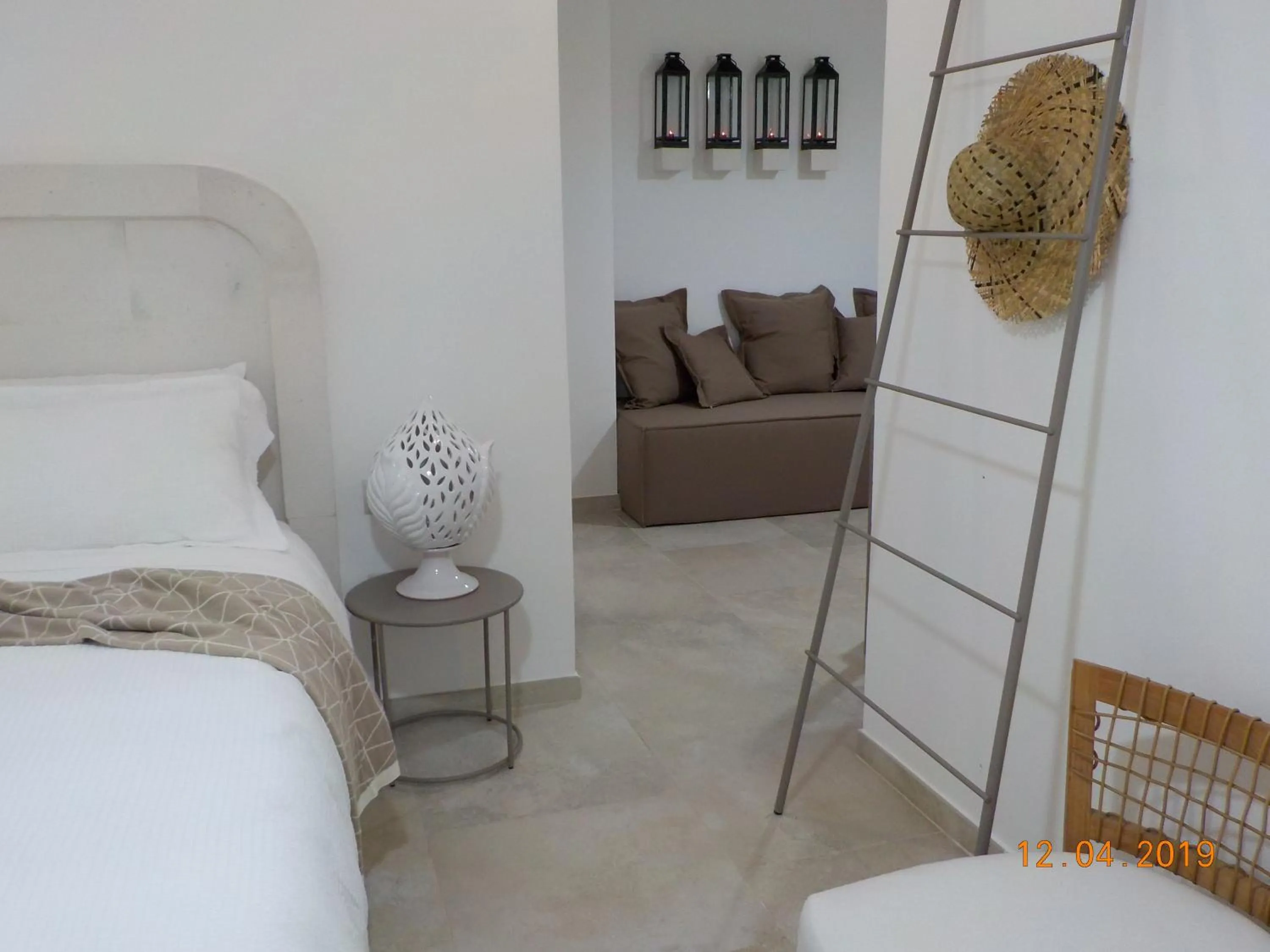 Photo of the whole room, Bed in CORALLI DEL PLEMMIRIO