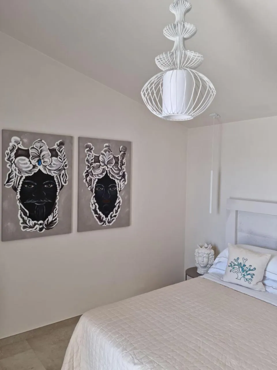 Bedroom, Bed in CORALLI DEL PLEMMIRIO