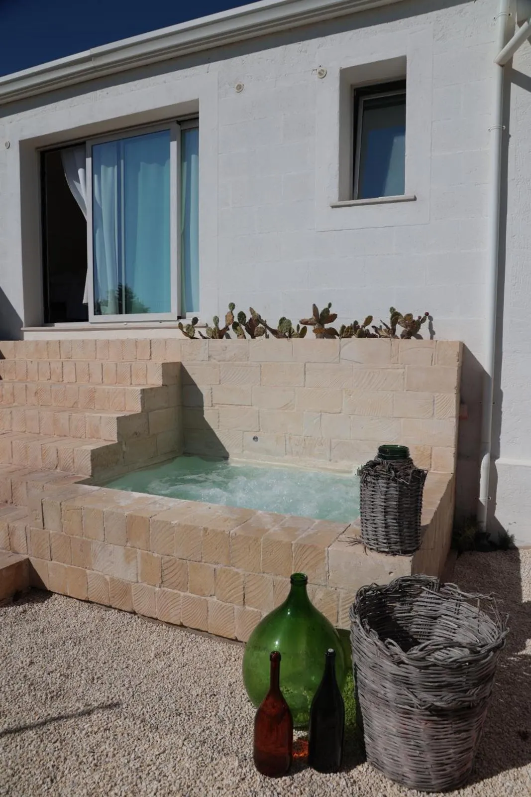 Hot Tub in CORALLI DEL PLEMMIRIO