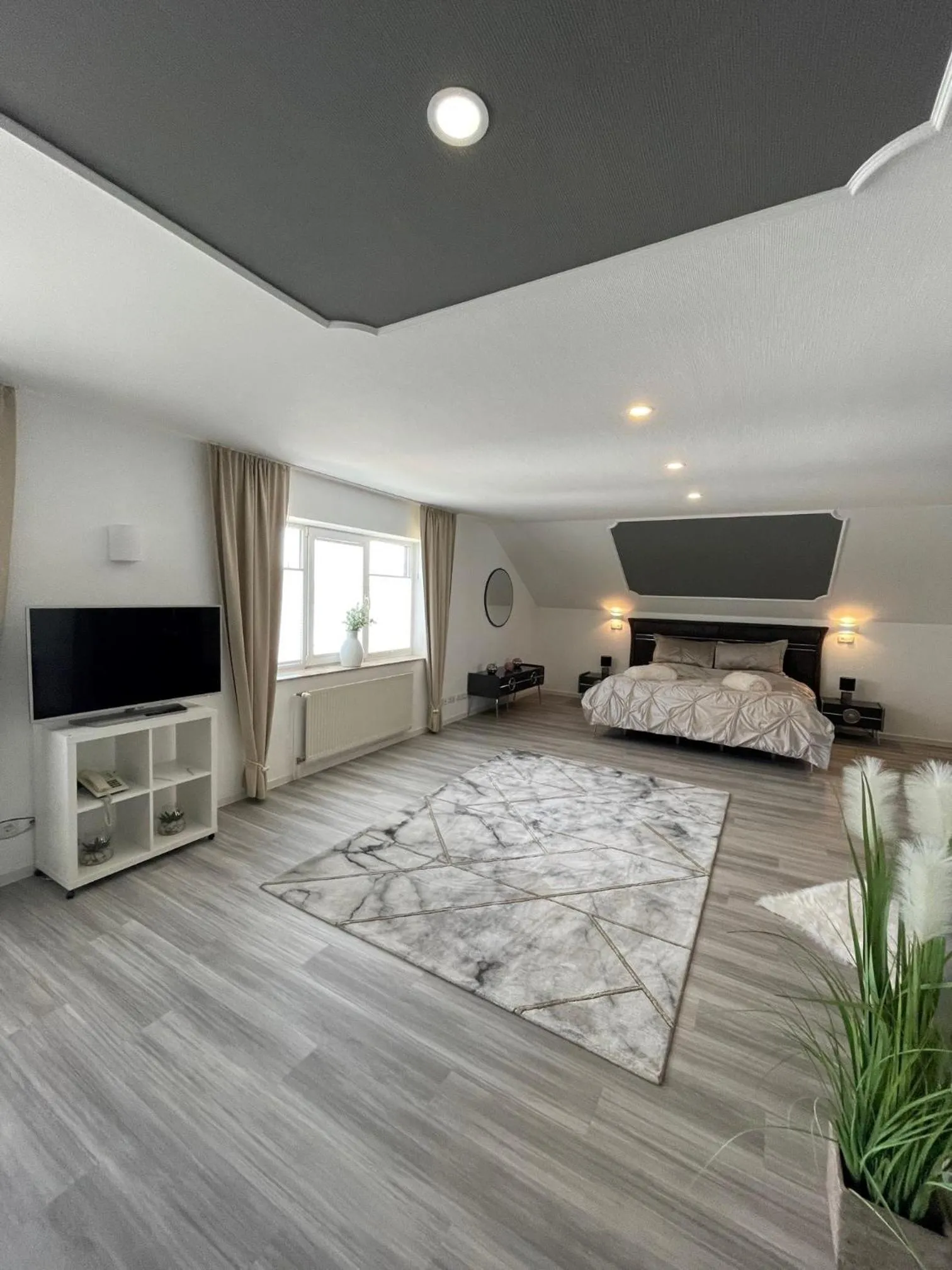 Bed in Hotel Rosenheim