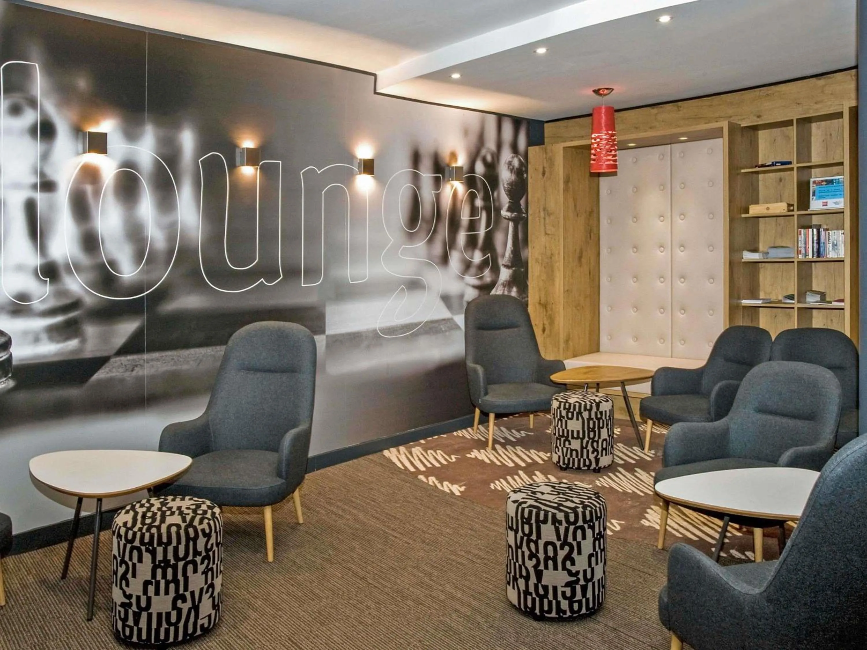 Lounge or bar in Ibis Sheffield City