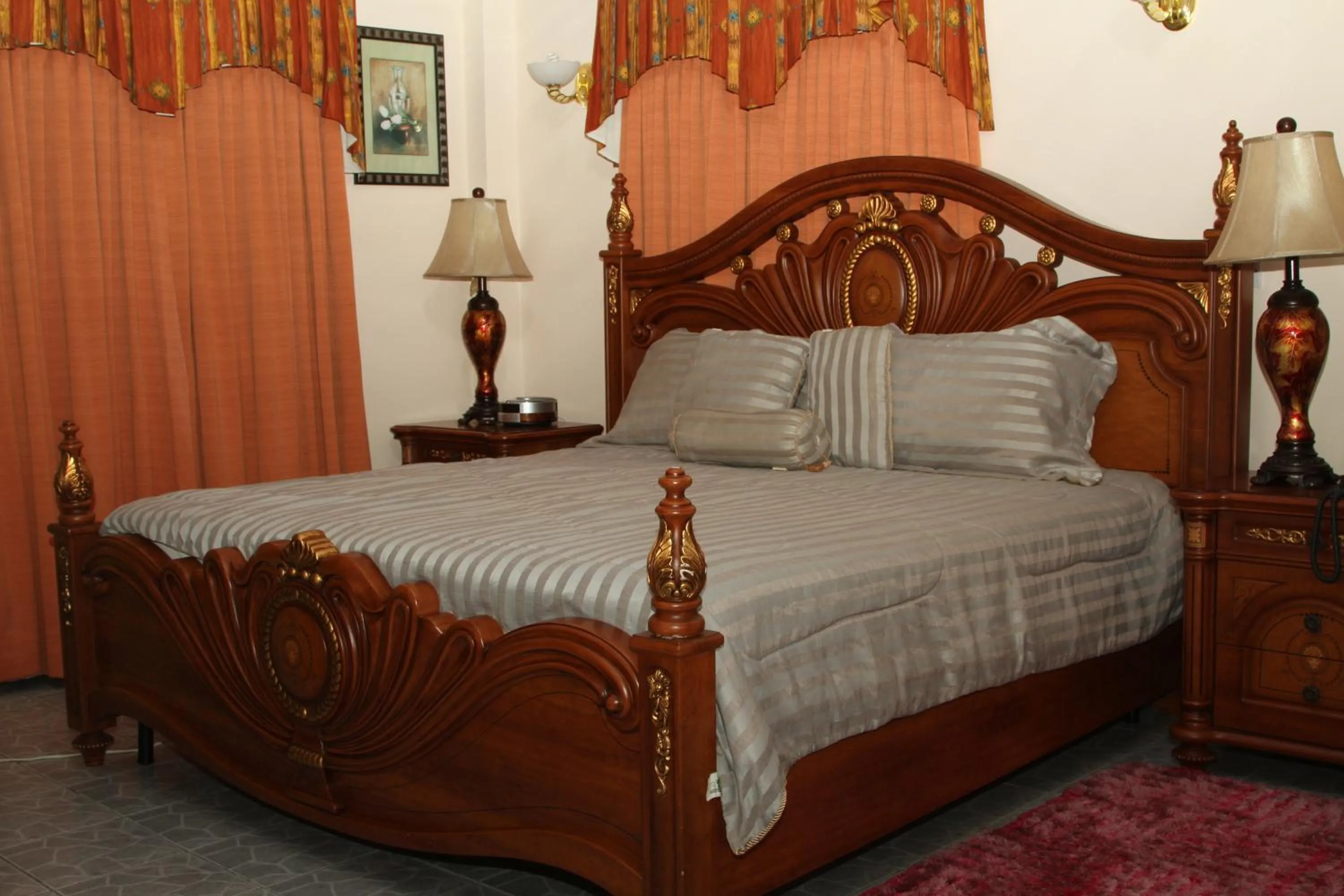 Bed in PG Quality Inn