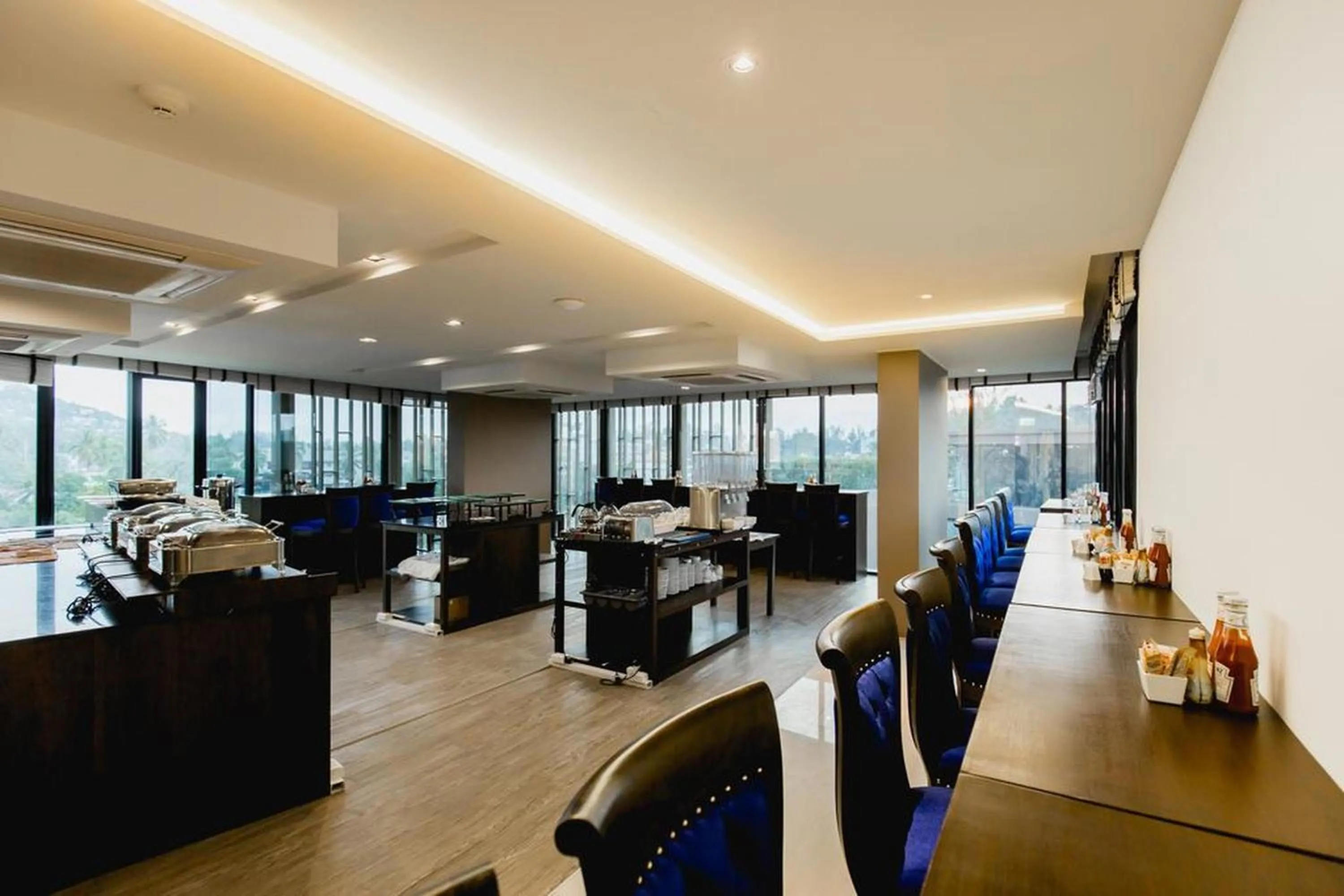 Restaurant/places to eat in The Aristo by Holy Cow, 2-BR, mountain view