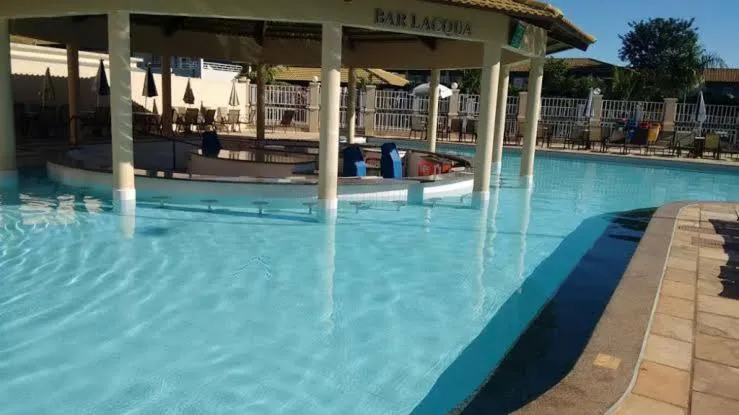 Pool view in Lacqua diRoma II
