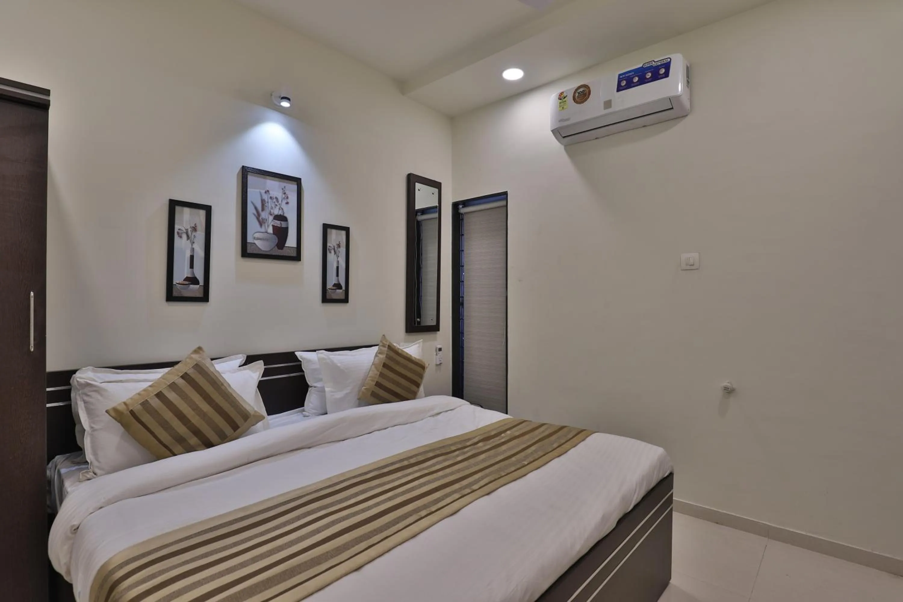 Photo of the whole room, Bed in Hotel Nova Havana