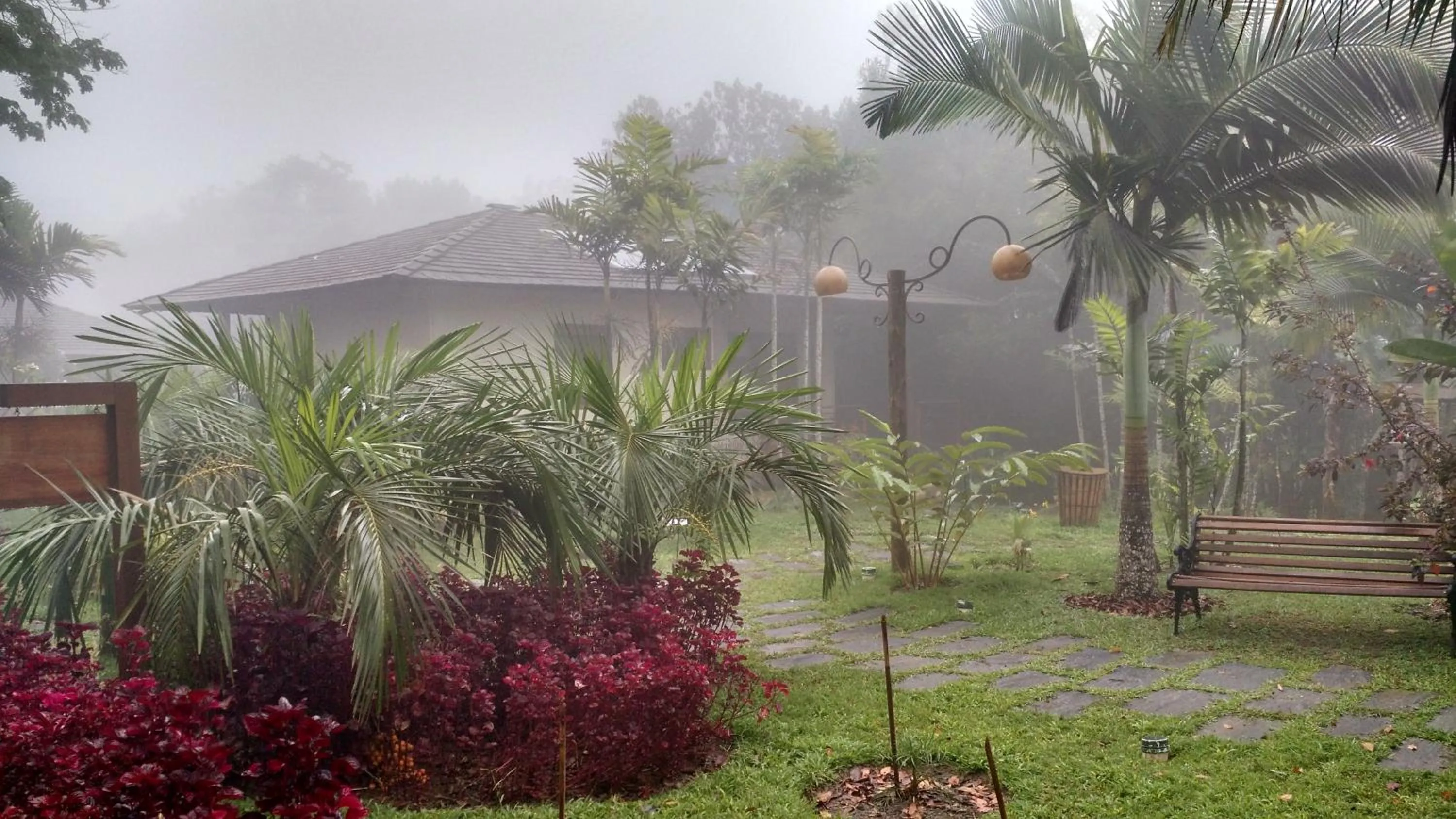 Garden in Hotel Vale das Nuvens