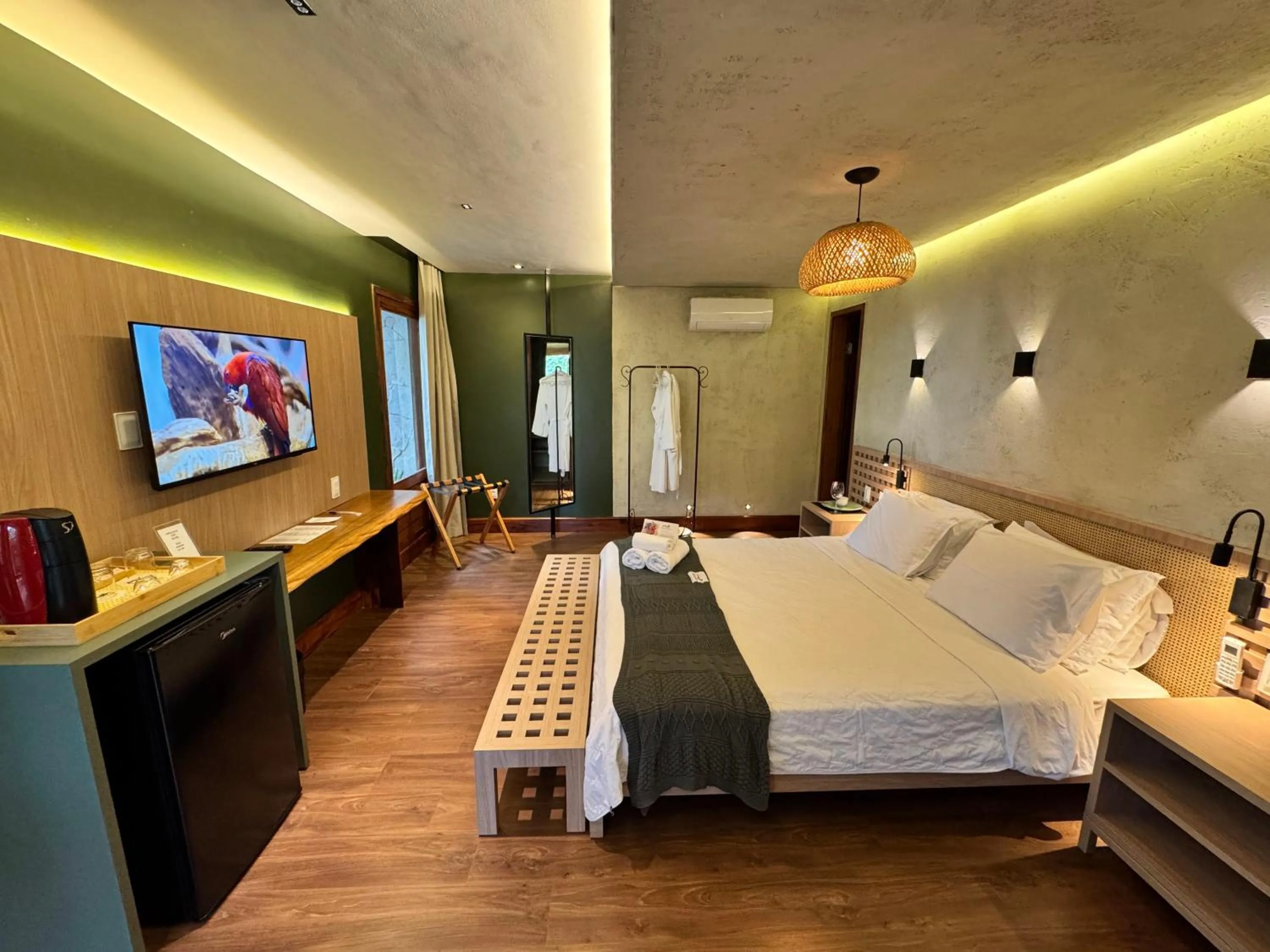 Photo of the whole room, Bed in Hotel Vale das Nuvens