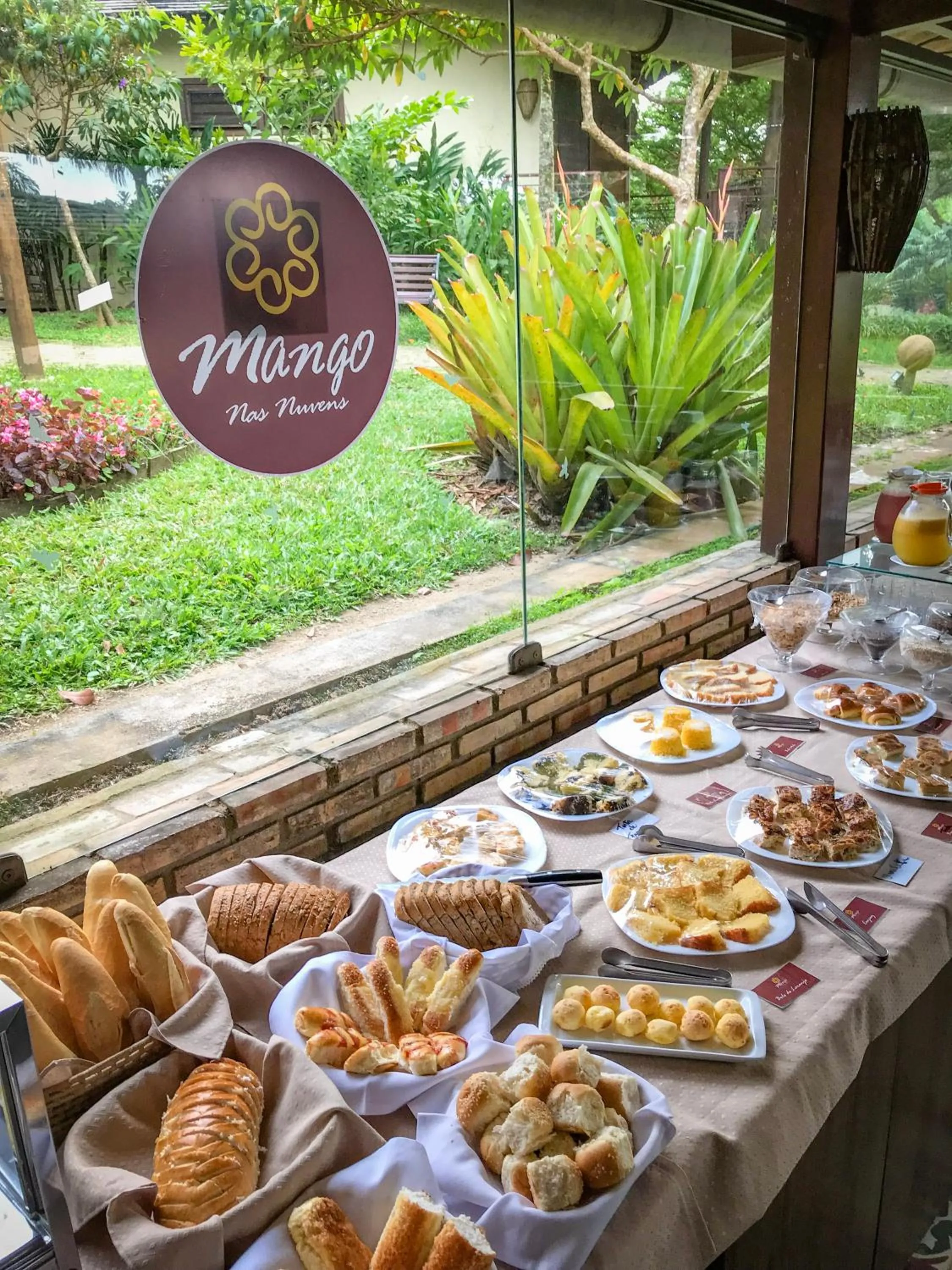 Breakfast in Hotel Vale das Nuvens