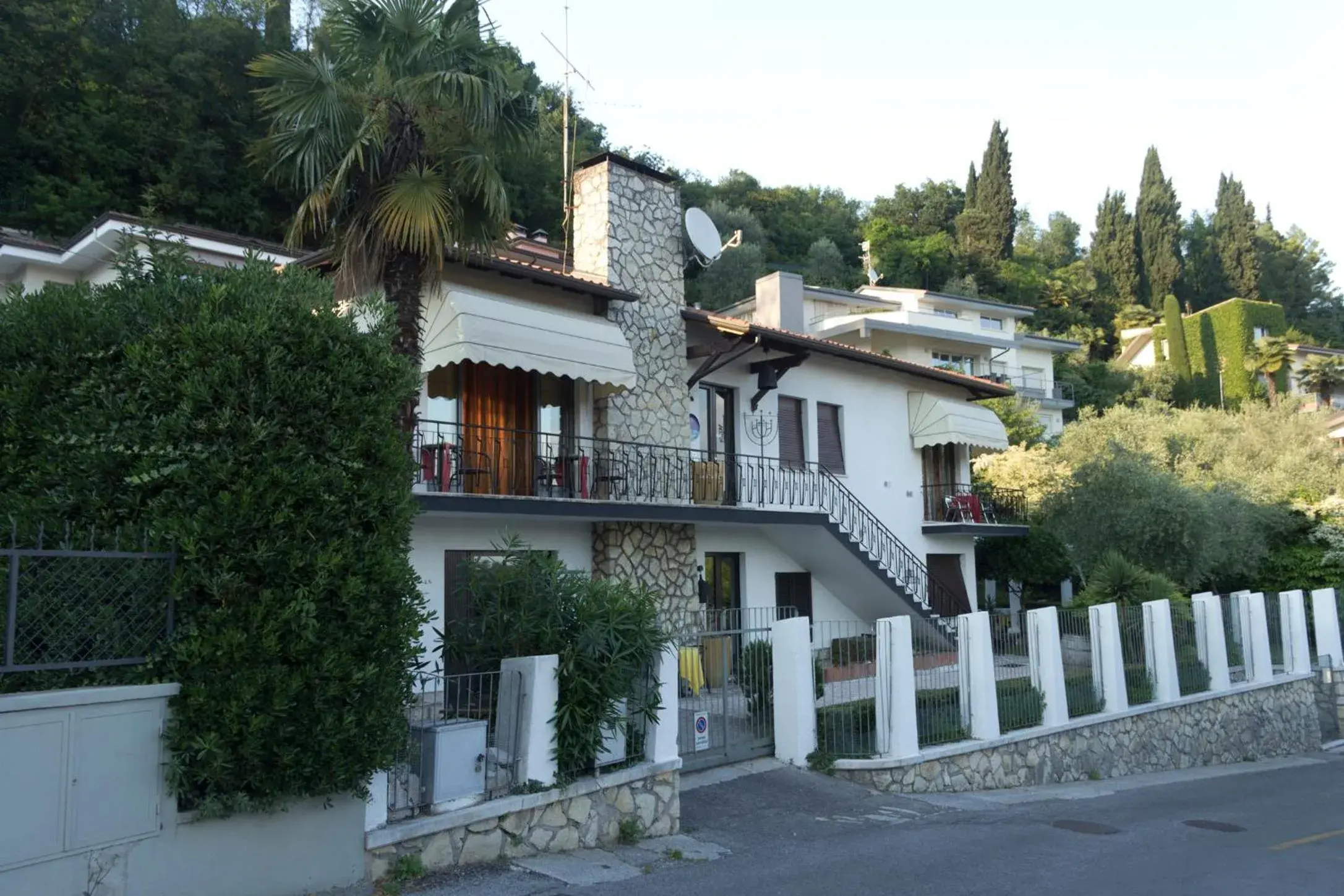 Guest House Villa de Ros Guest House Villa de Ros