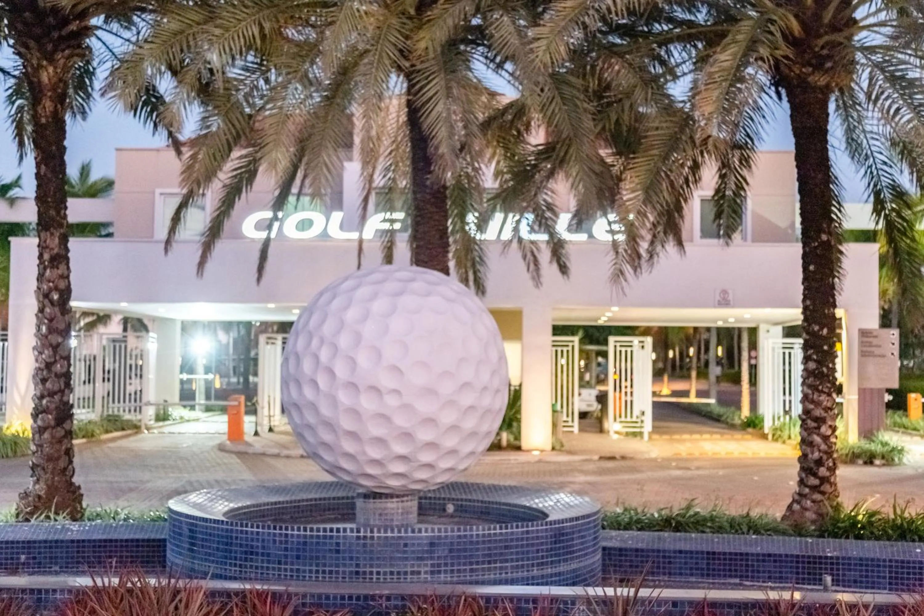 Facade/entrance in Golf Ville Resorts Suites