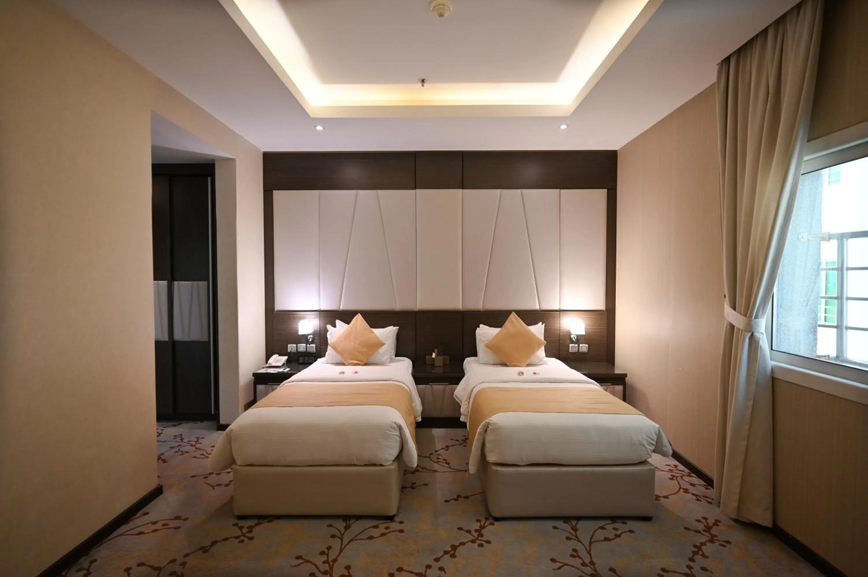 Bed in Ayan Hotel