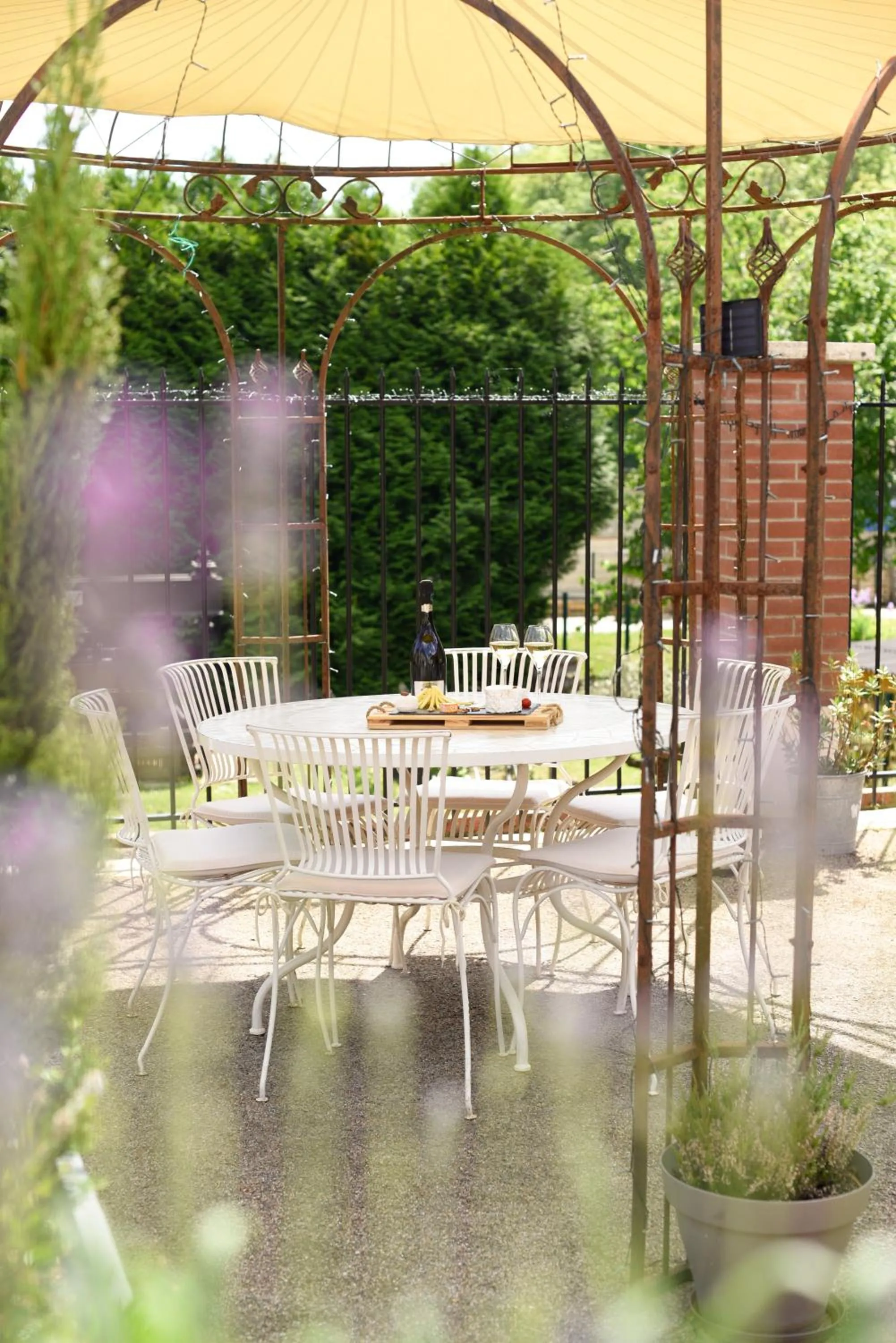 Patio in Champagne Philippe Martin