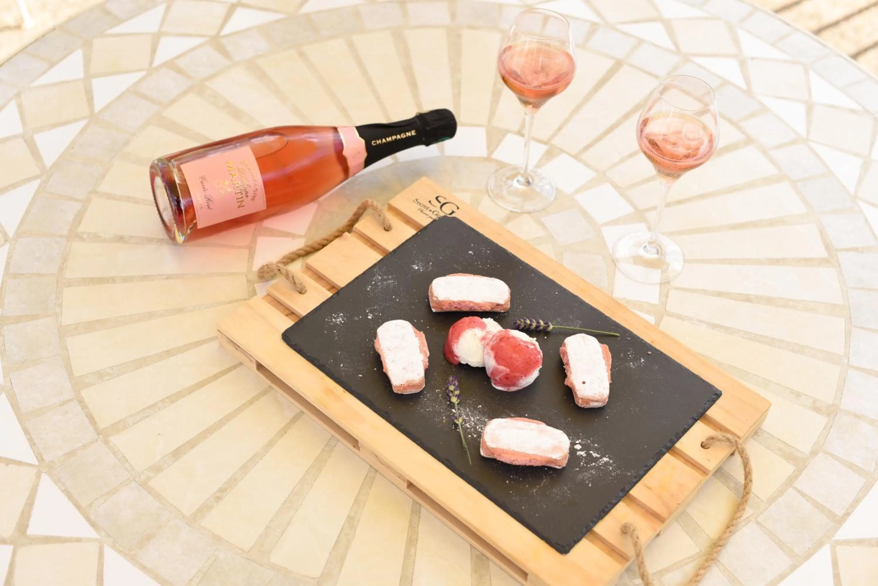 Food and drinks in Champagne Philippe Martin