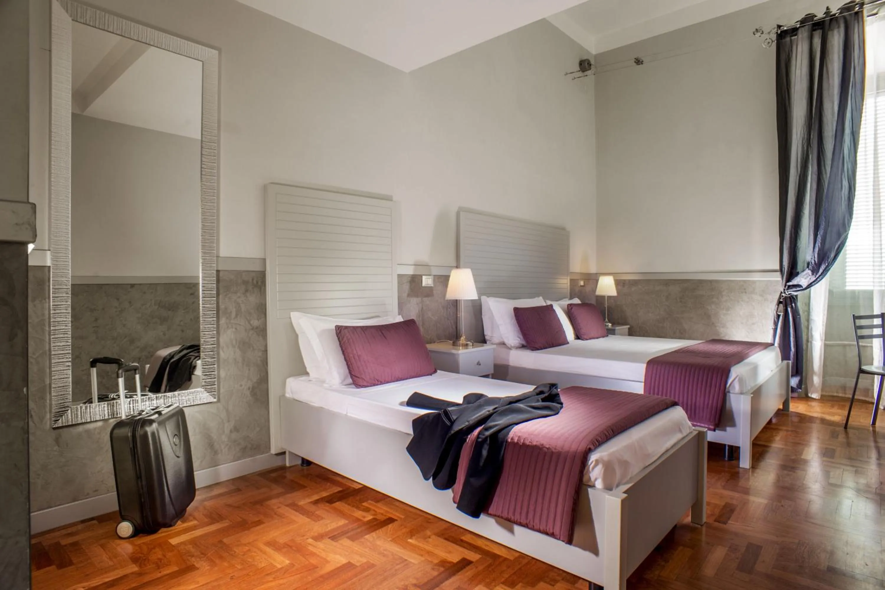 Photo of the whole room, Bed in Domus Liberius - Rome