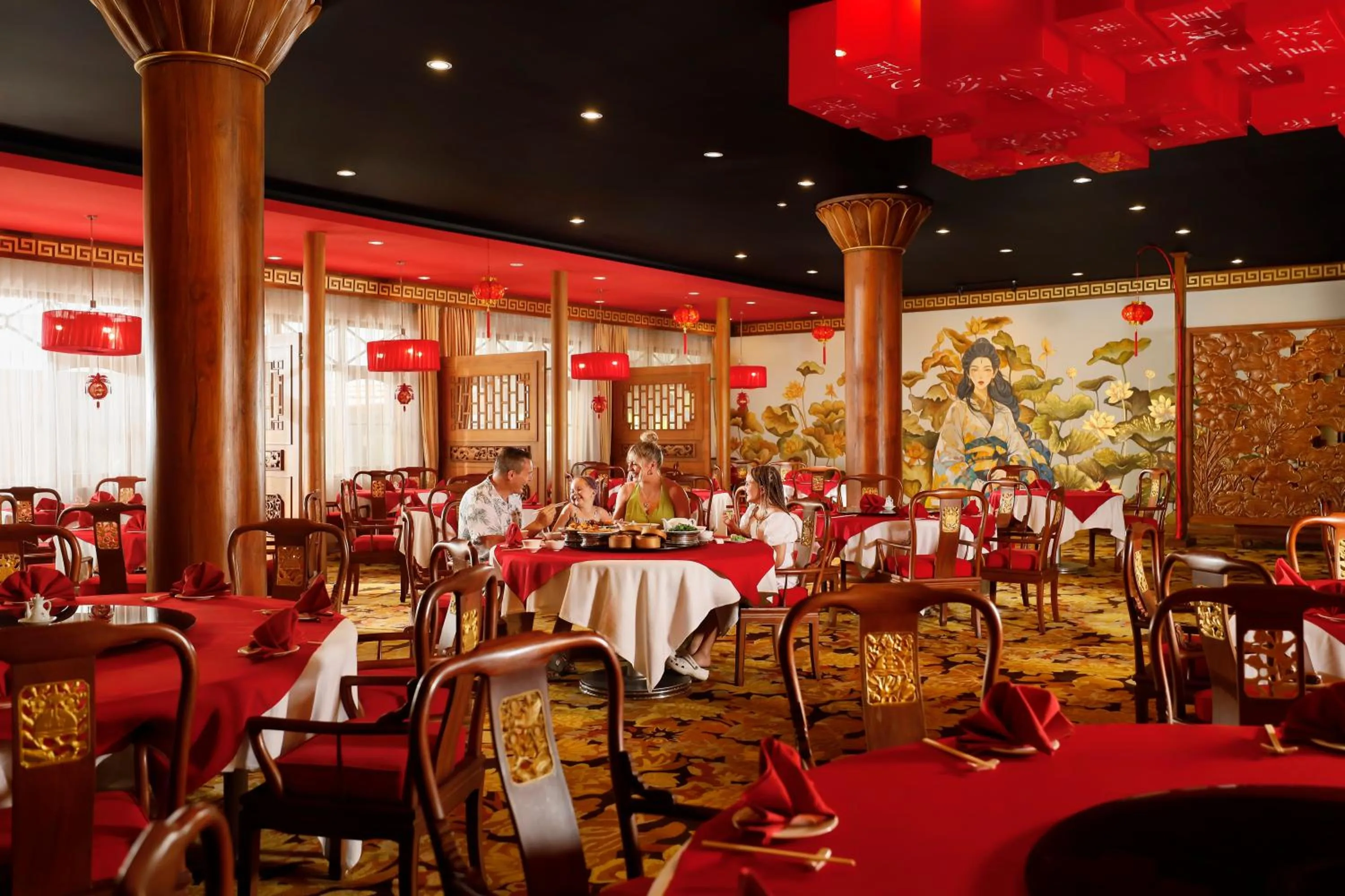 Restaurant/places to eat in Bali Dynasty Resort