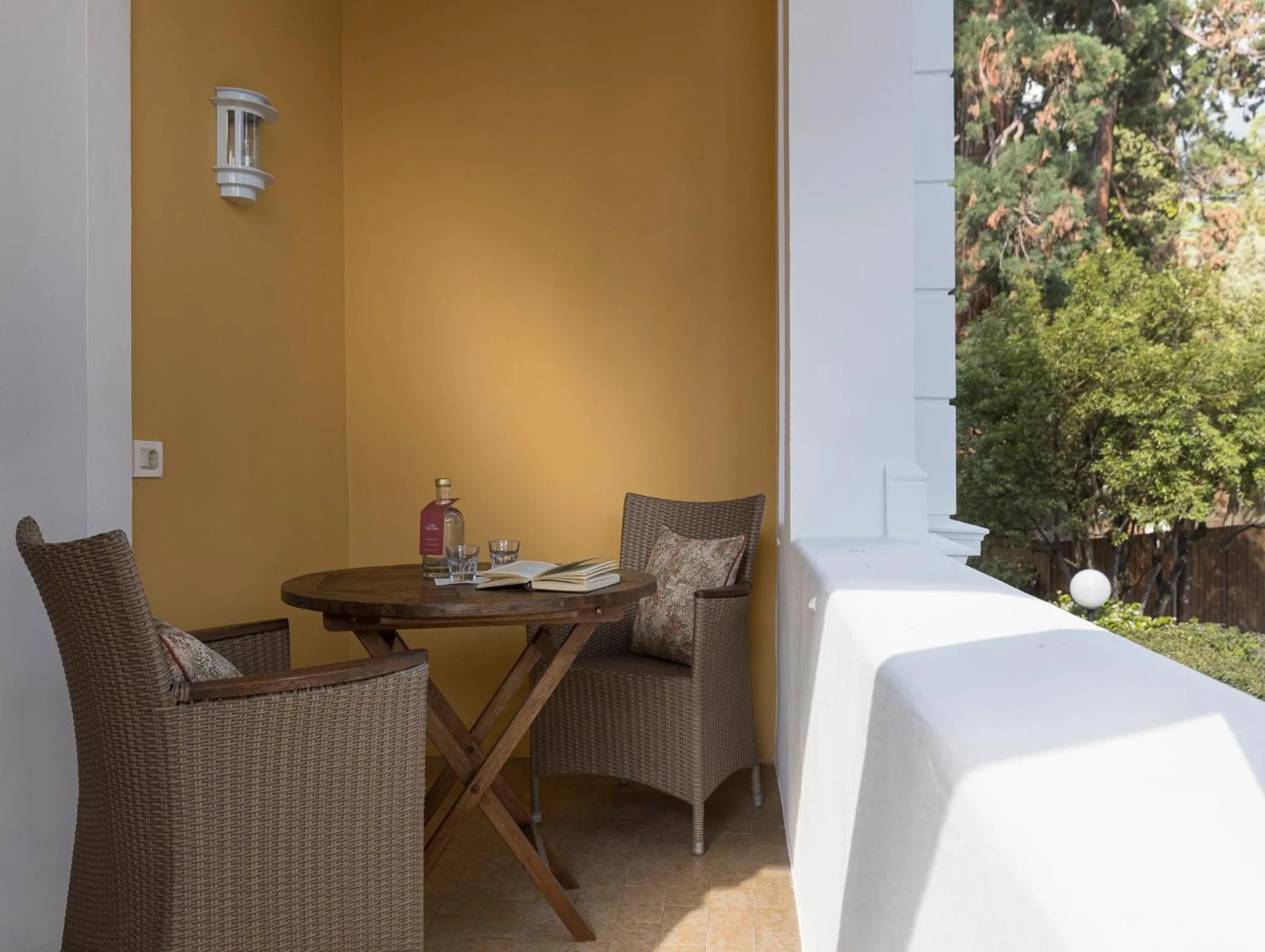 Day in Villa Helvetia