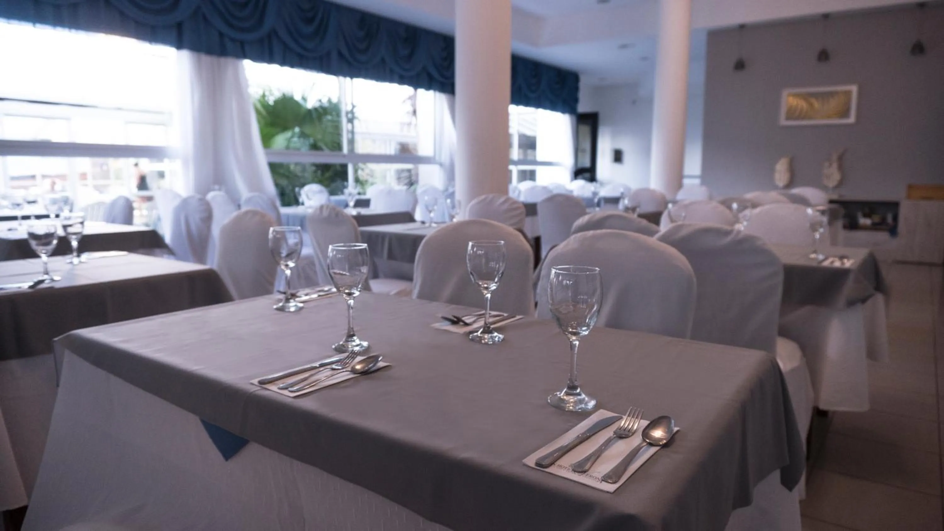 Restaurant/places to eat in Gran Hotel Verona