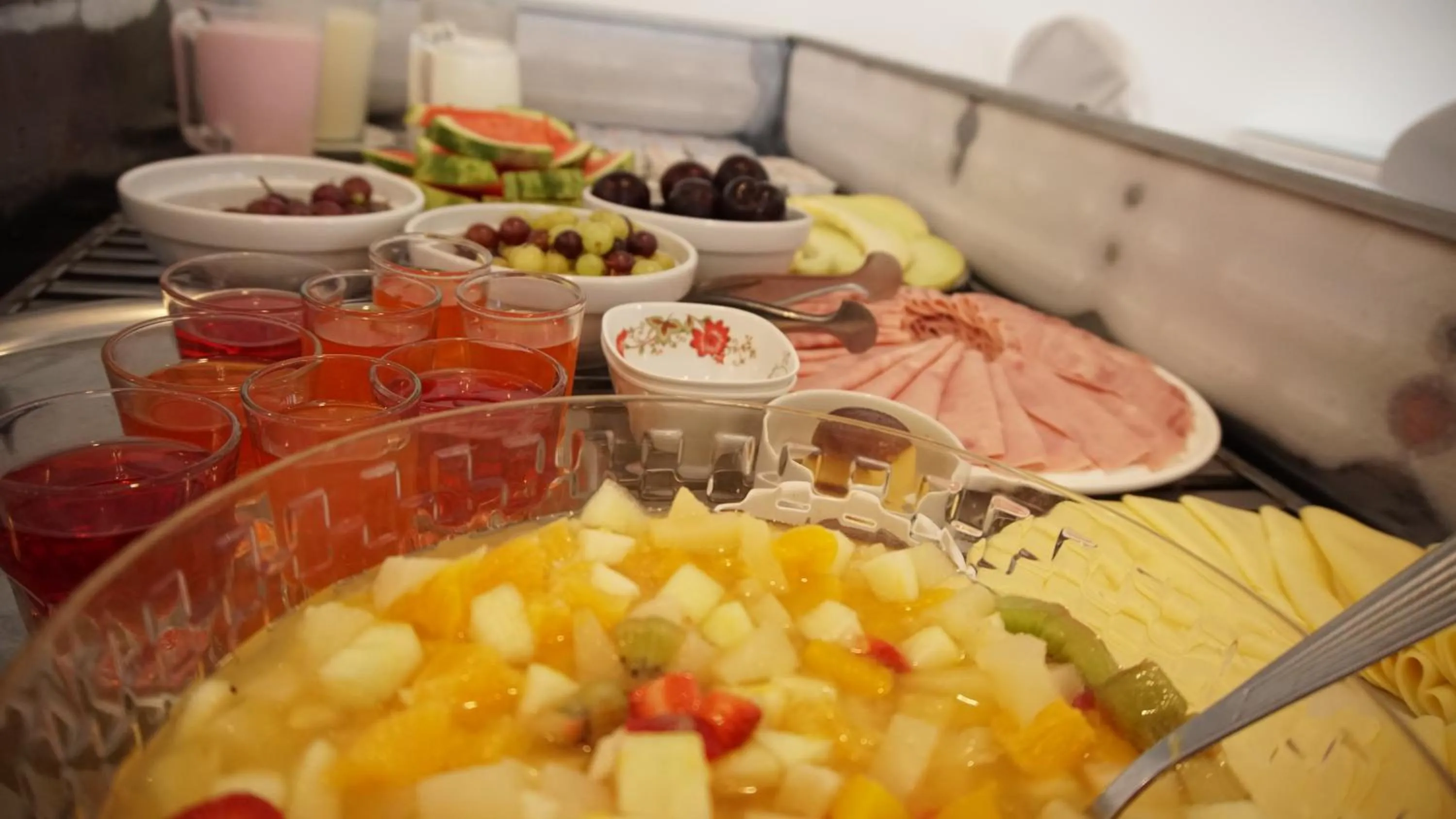 Buffet breakfast in Gran Hotel Verona