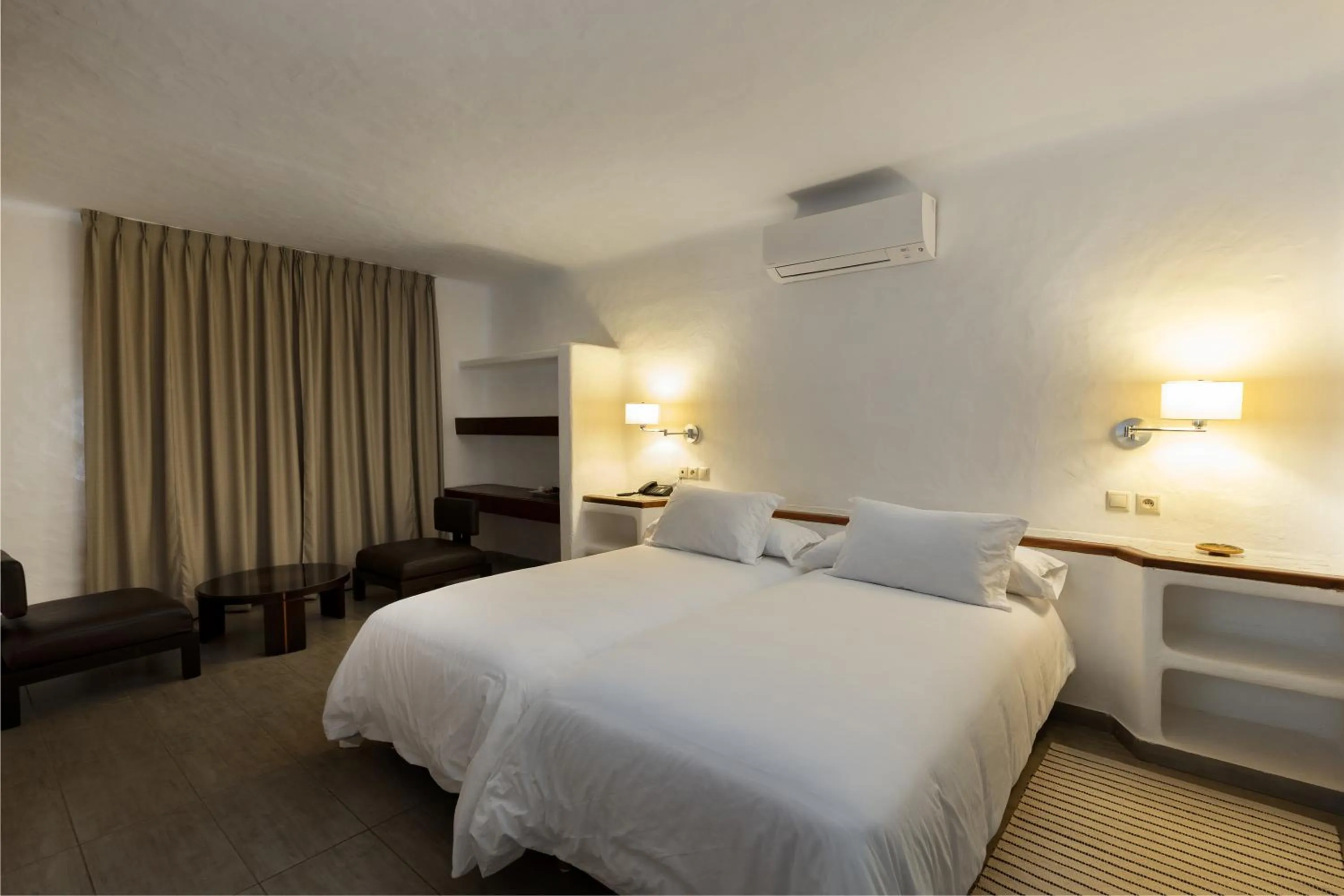 Bedroom, Bed in Hotel Kabila