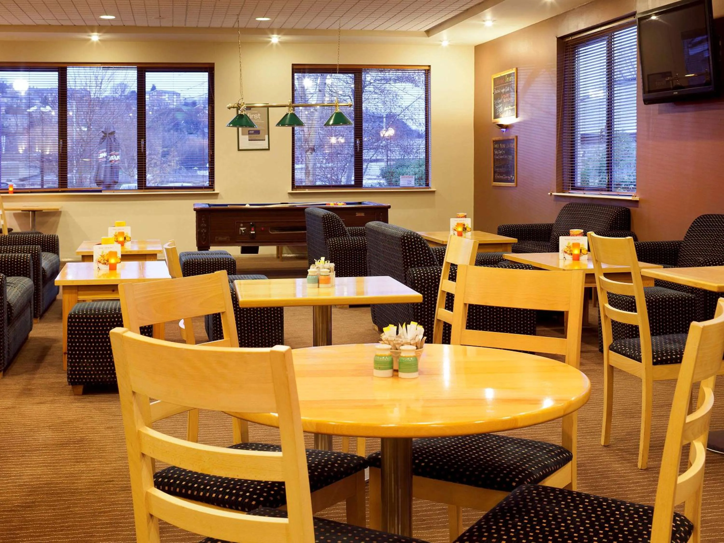 Restaurant/places to eat in ibis Bradford Shipley