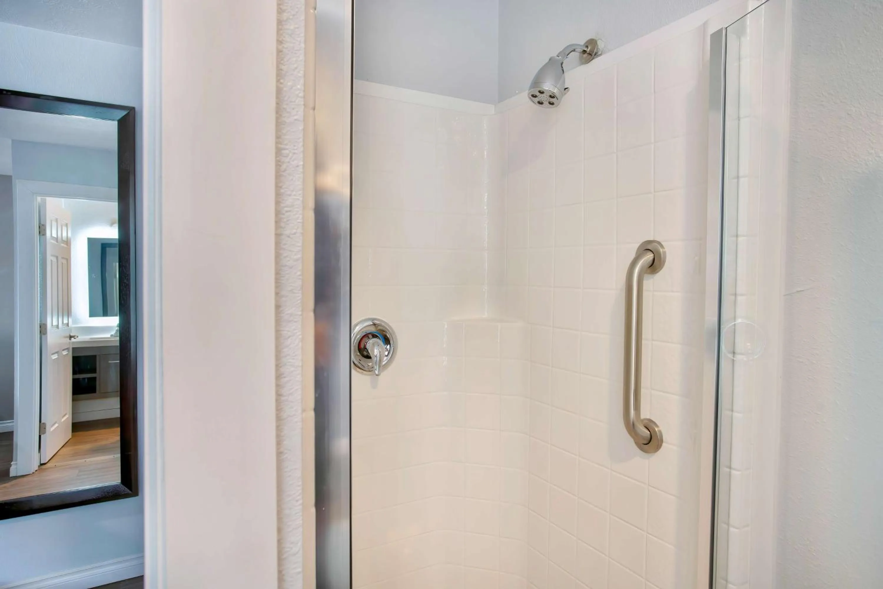 Bathroom in Studio 6 Suites - Albany, OR