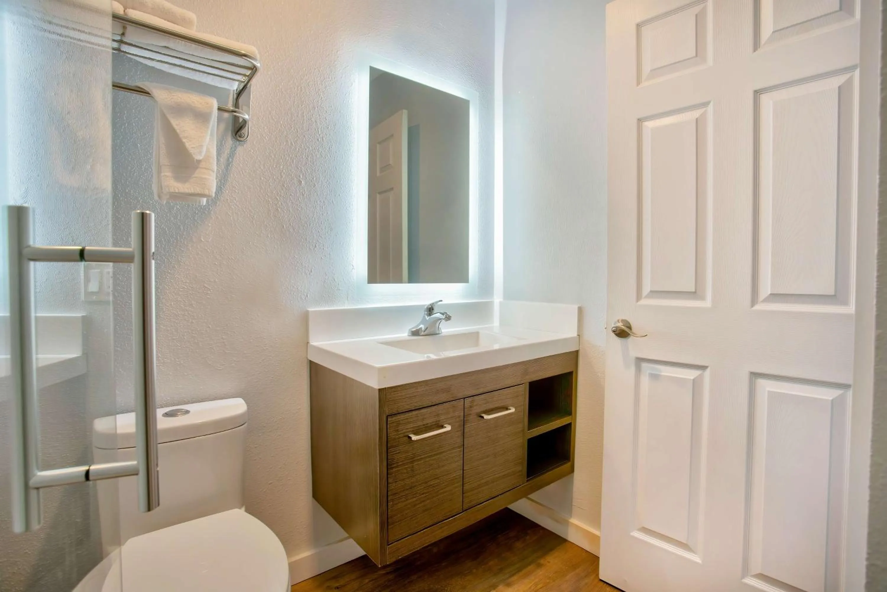 Bathroom in Studio 6 Suites - Albany, OR