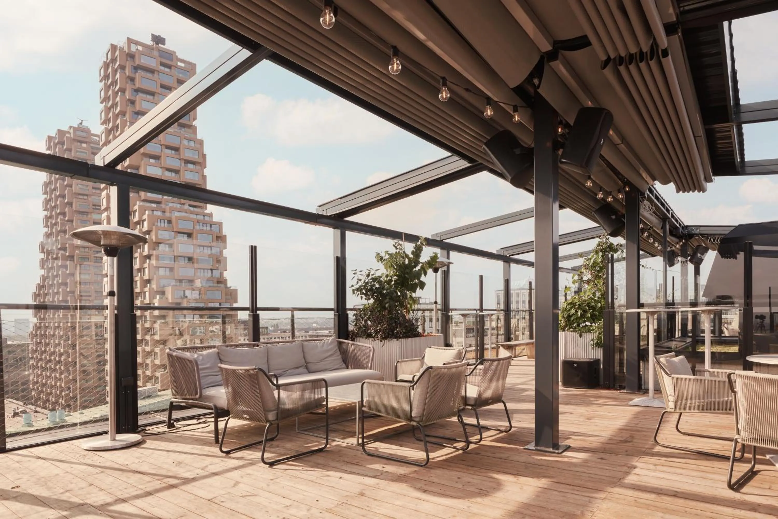 Restaurant/places to eat in Blique by Nobis, Stockholm, a Member of Design Hotels™