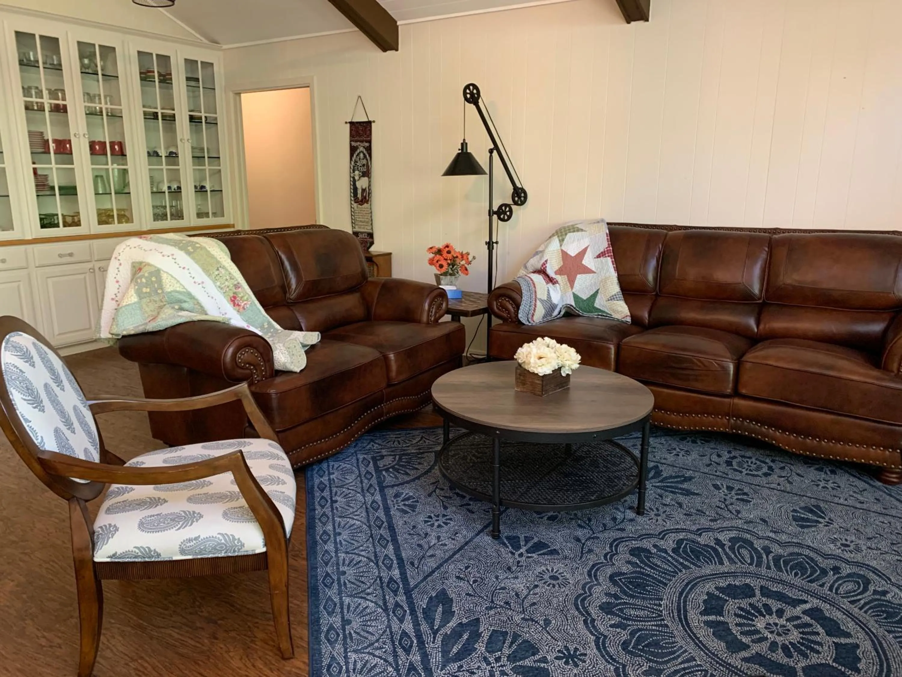 Seating area in Lamb's Rest Inn