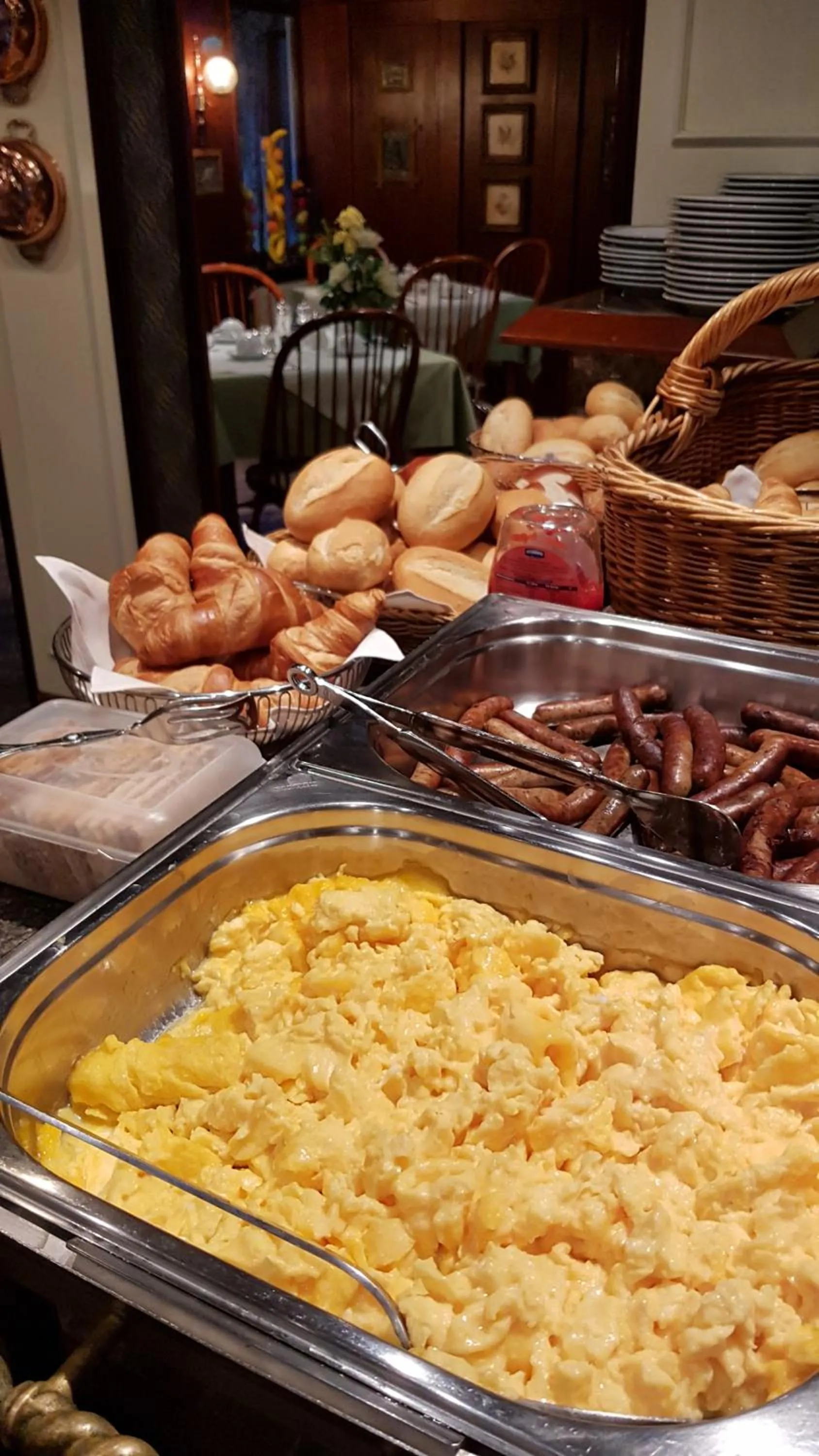 American breakfast in Hotel Spahr