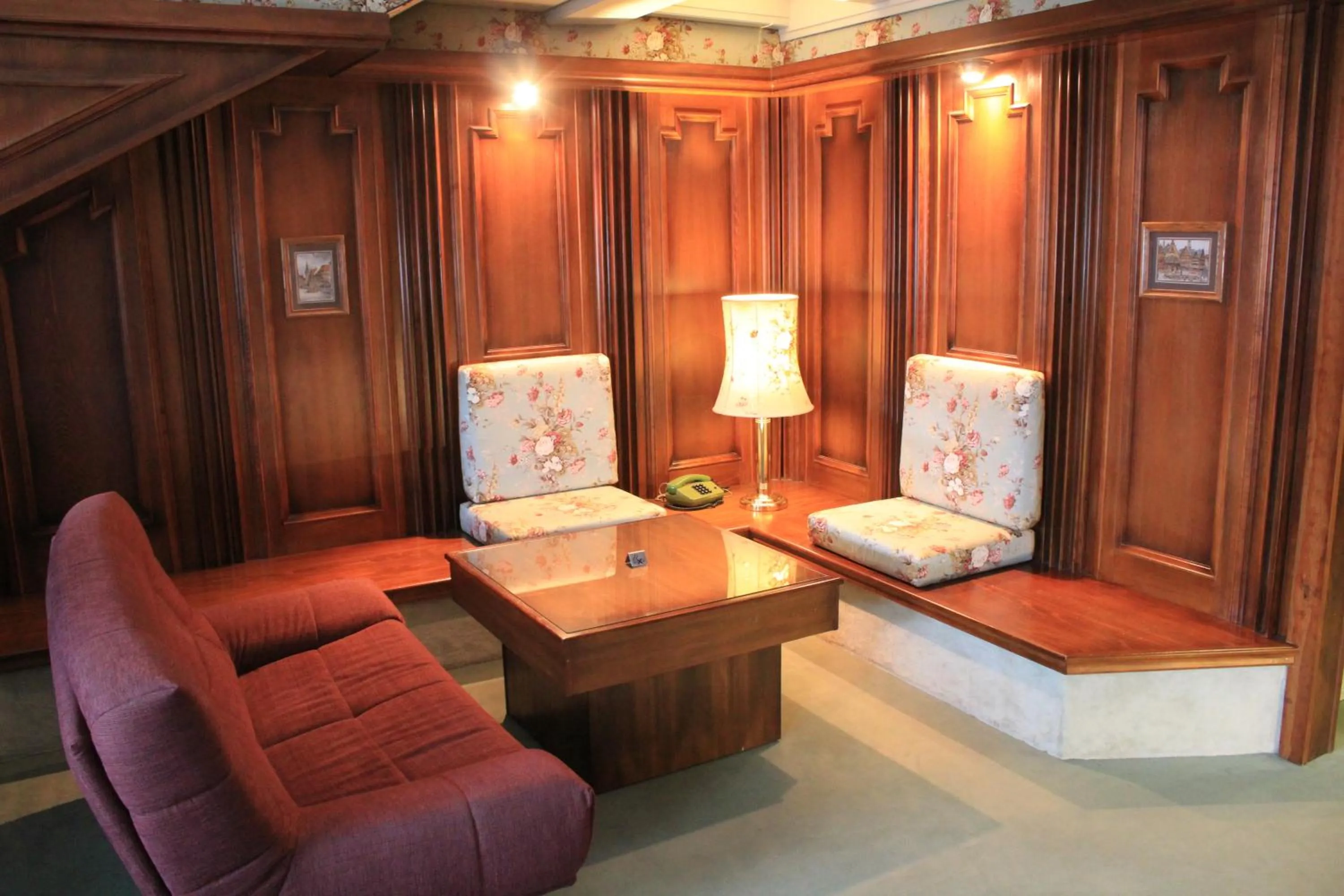 Seating area in Hotel Spahr