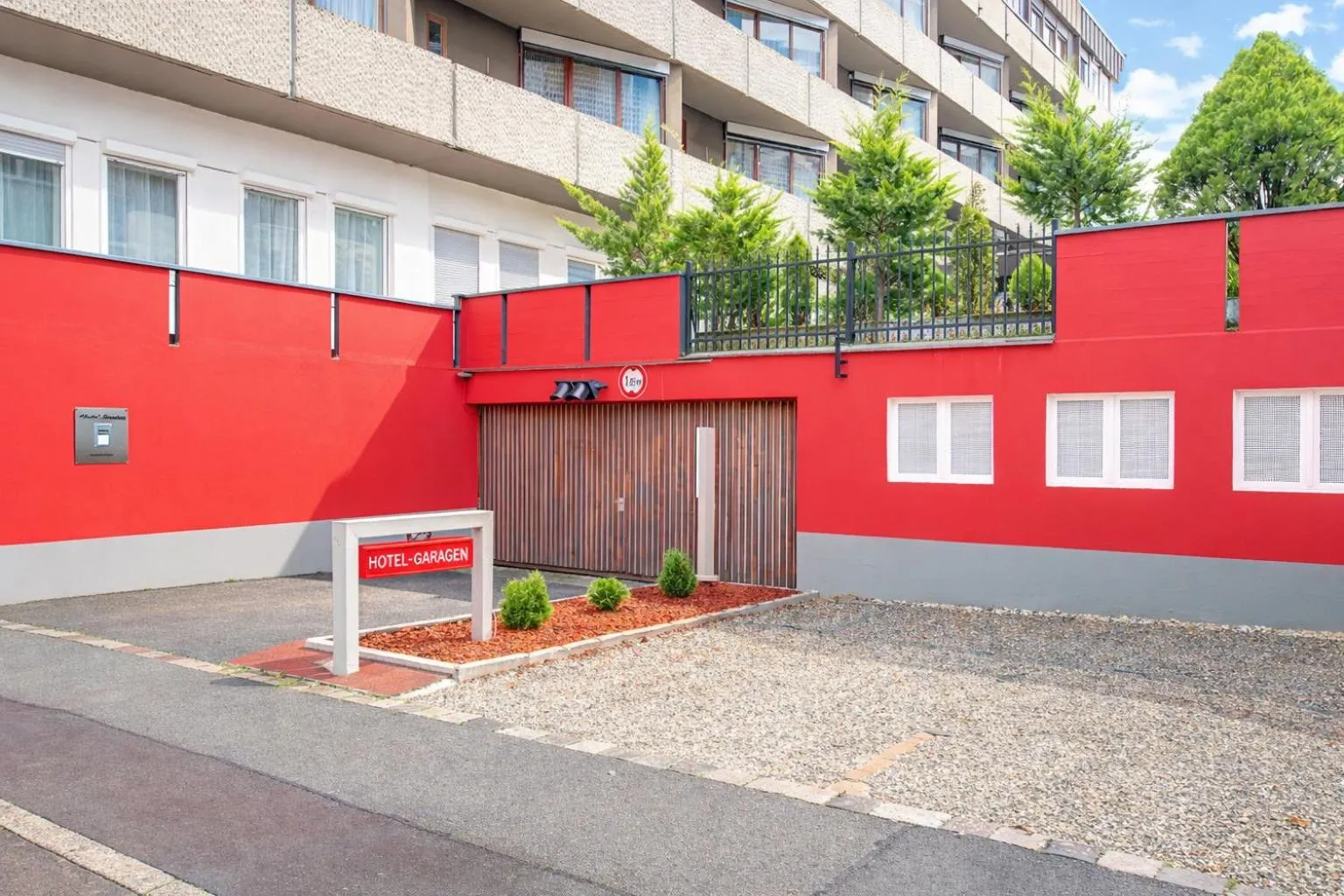 Parking in Hotel Spahr