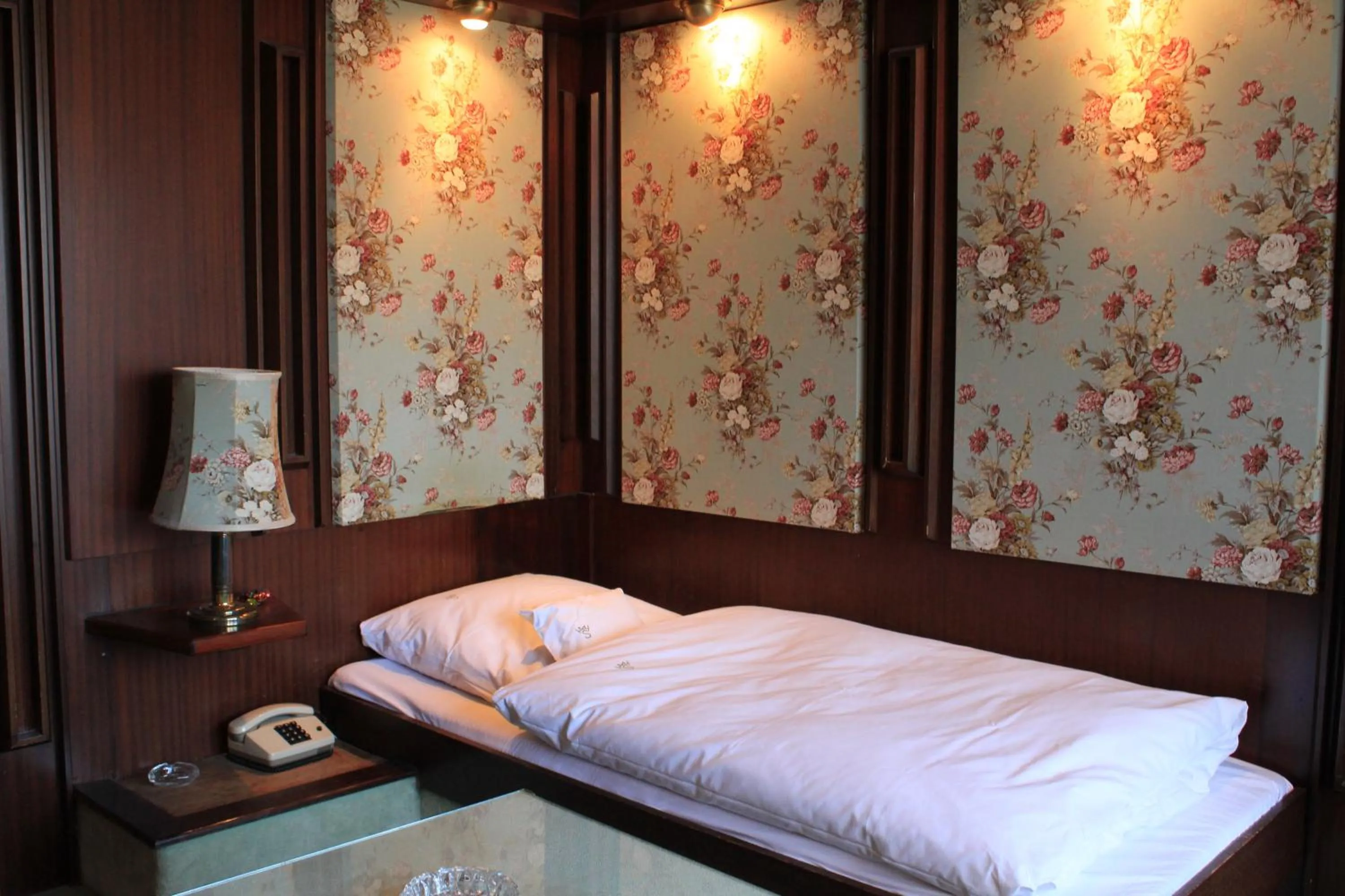 Bedroom, Bed in Hotel Spahr