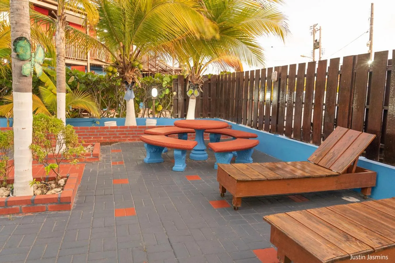 Property building in Nos Krusero Apartments