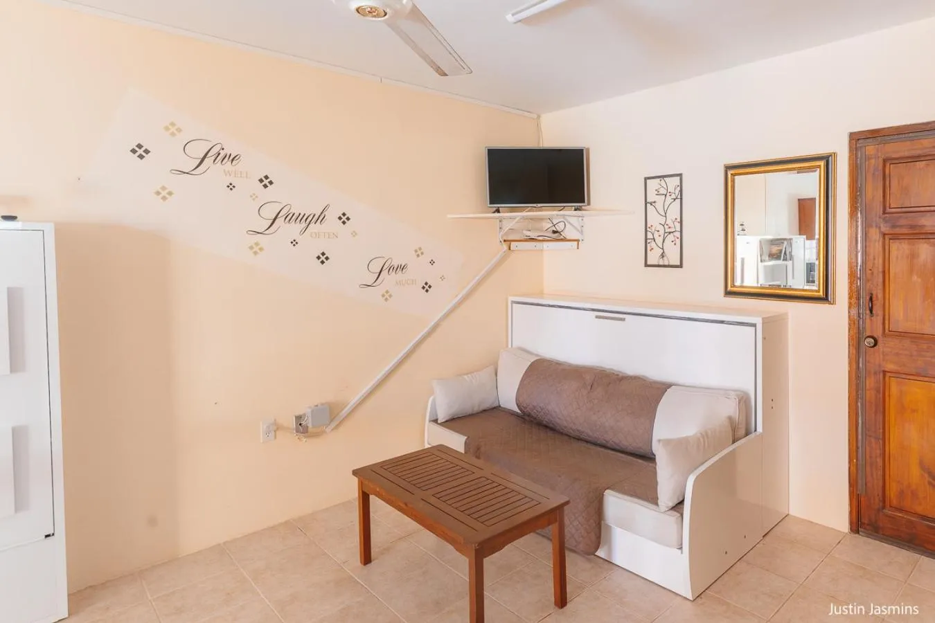 Property building in Nos Krusero Apartments