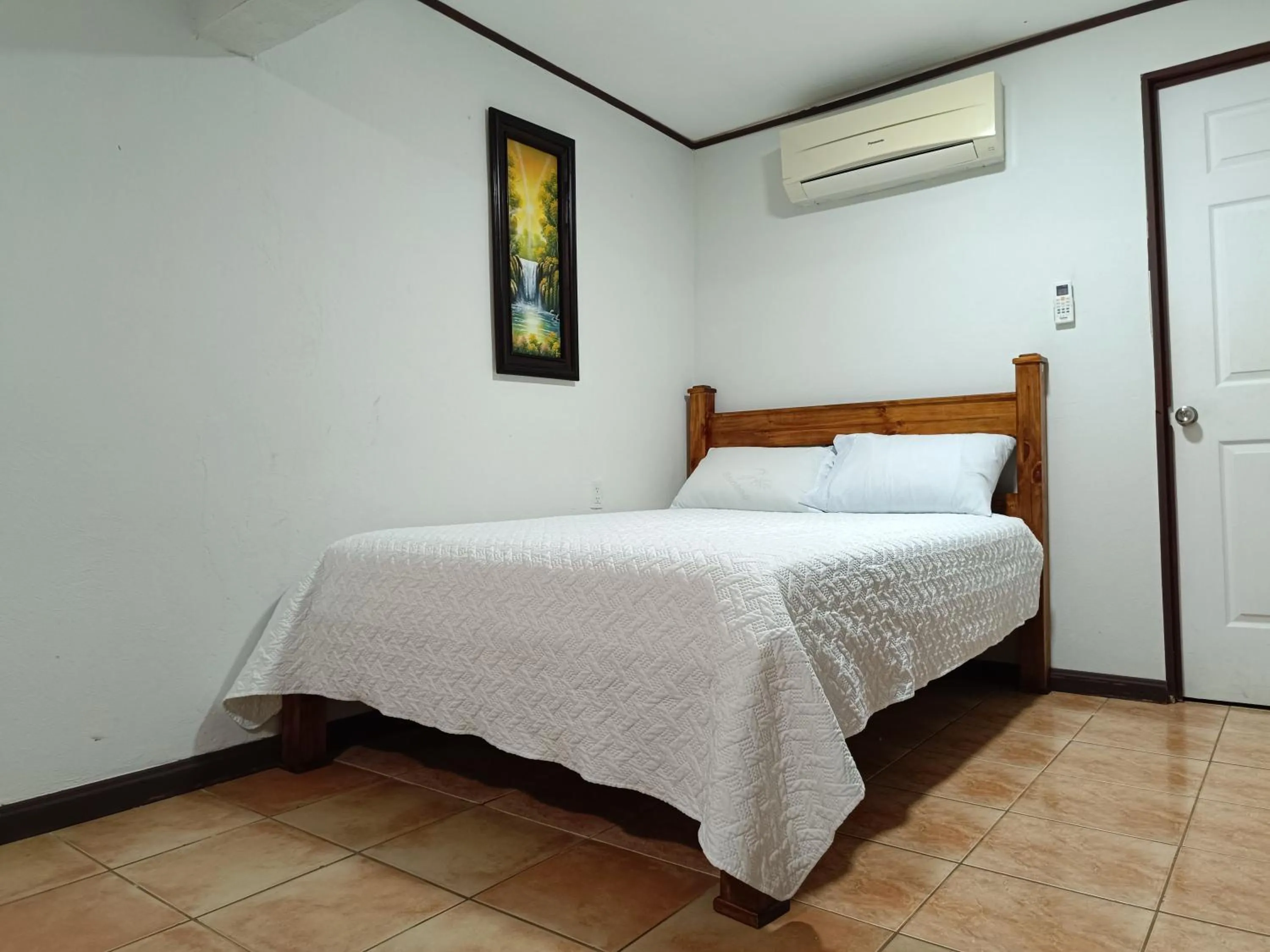 Bed in Banana Bay Marina