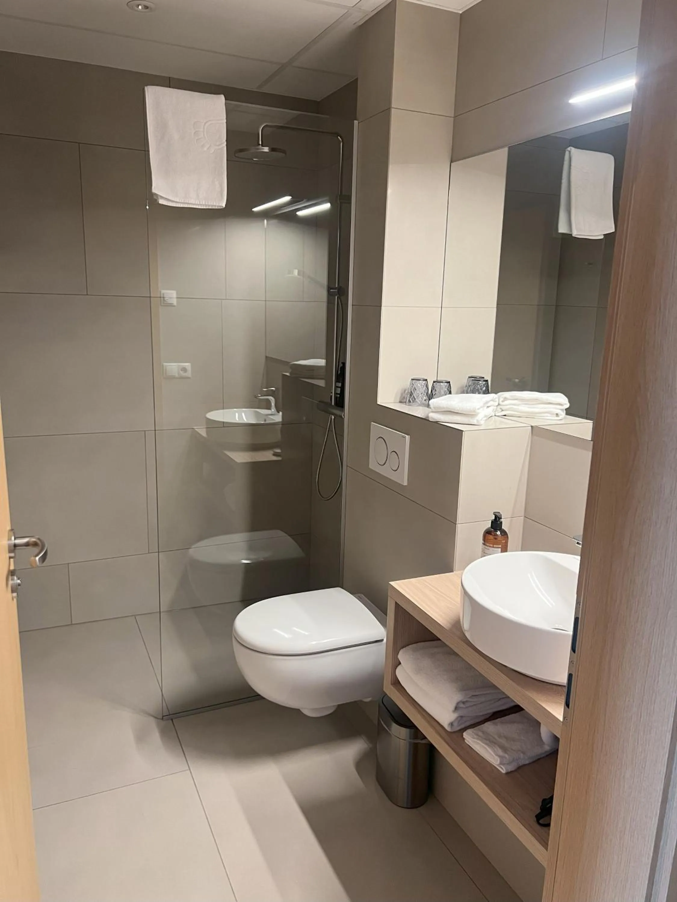 Shower in Hotel Natur Akureyri